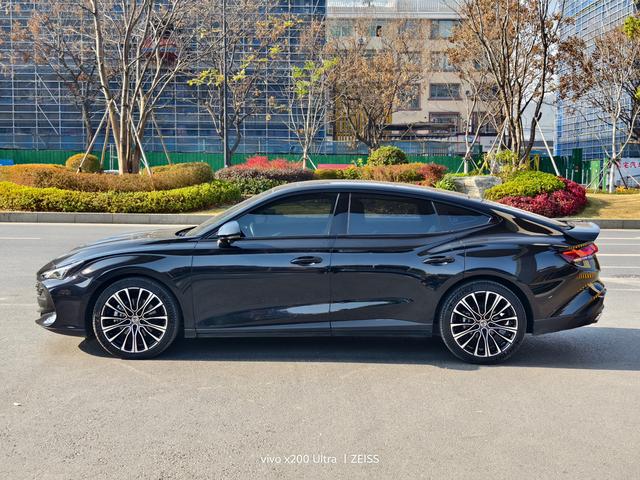 MG MG7 2023 2.0T Auto Hunt Beauty Premium Plus