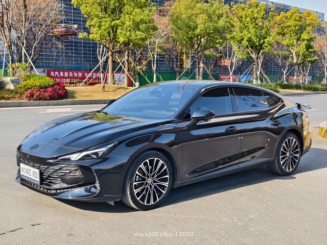 MG MG7 2023 2.0T Auto Hunt Beauty Premium Plus
