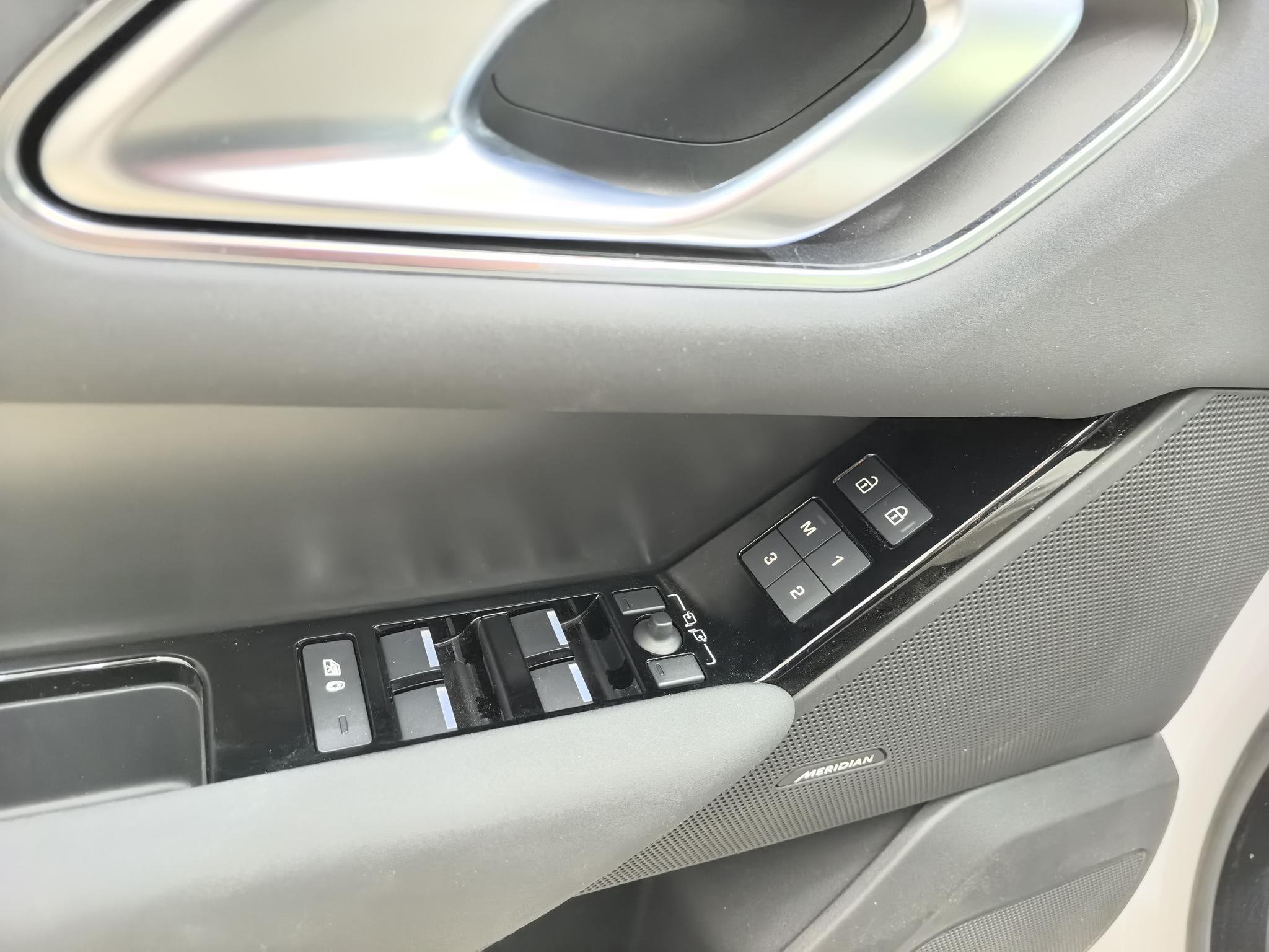 Land Rover Range Rover Velar 2024 Dynamic SE