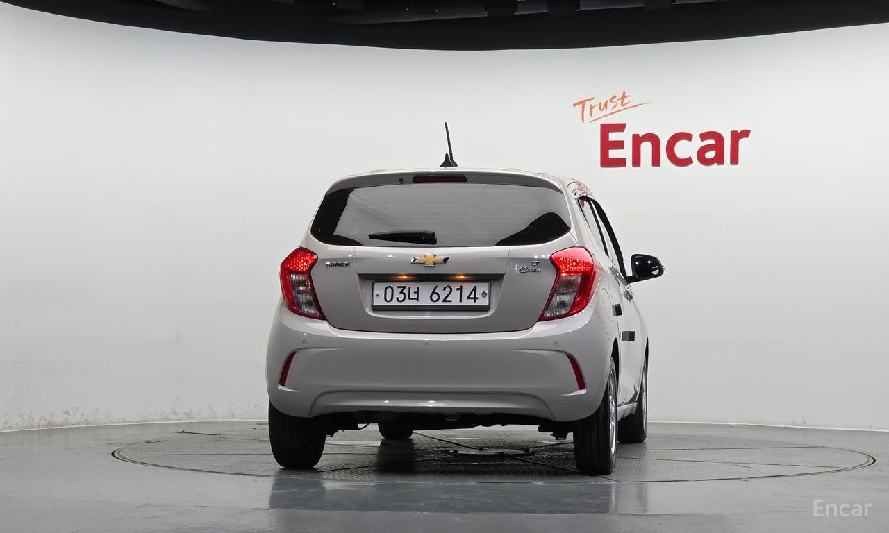 Chevrolet (GM Daewoo) The Next Spark LT 2018