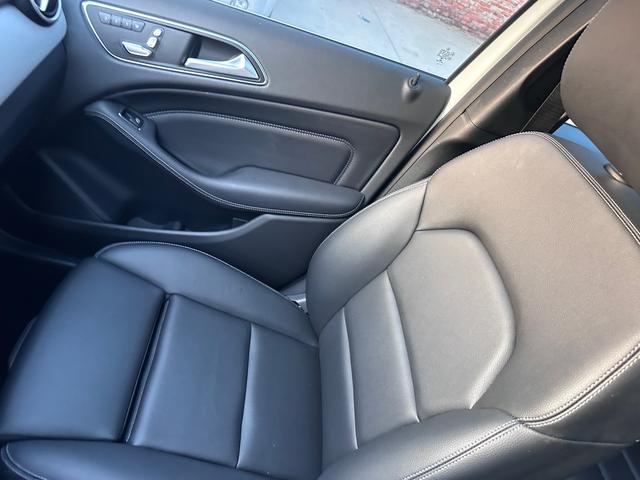 Mercedes-Benz B Class 2018 B 200 Fashion