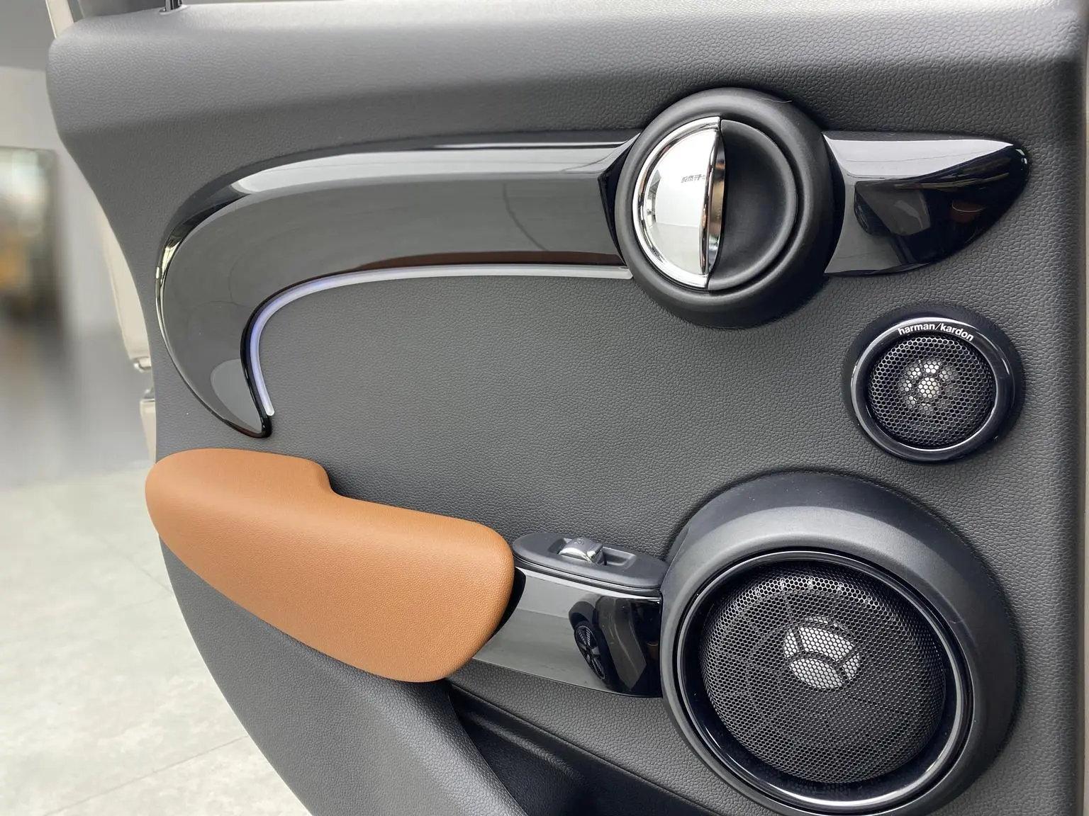 MINI MINI 2023 2.0T COOPER S 5