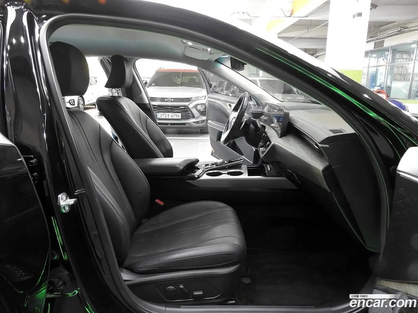 Kia K8 2.5 Gasoline 2WD 2021