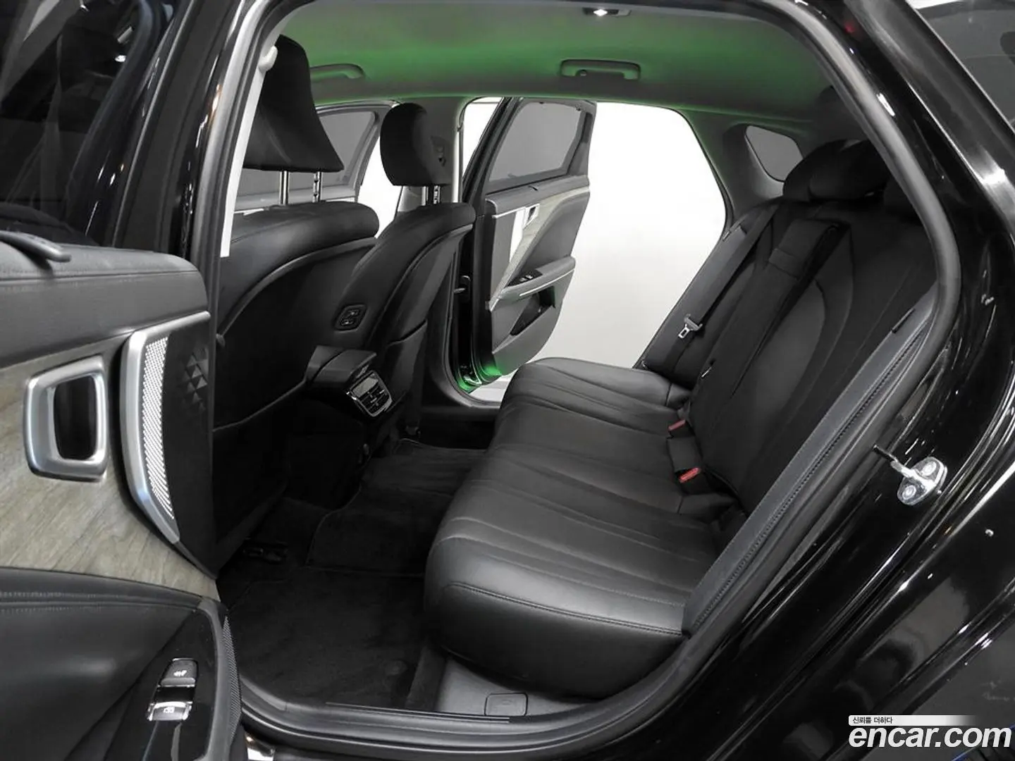 Kia K8 2.5 Gasoline 2WD 2021