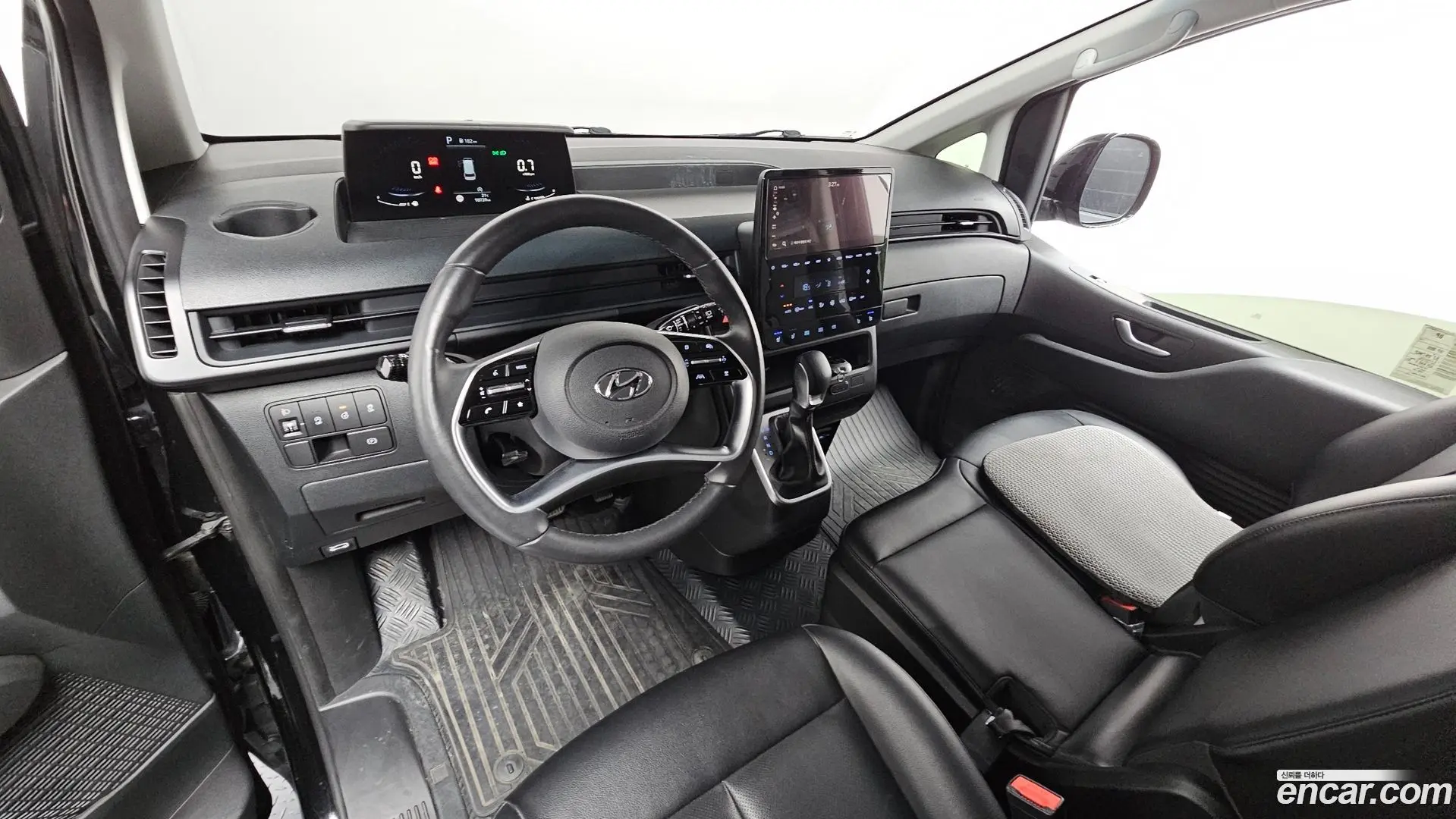 Hyundai Staria Cargo 3-Seater 2022