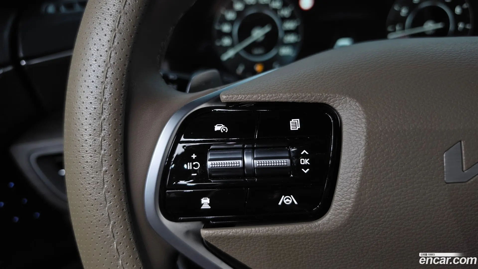 Kia K8 2.5 Gasoline 2WD 2021