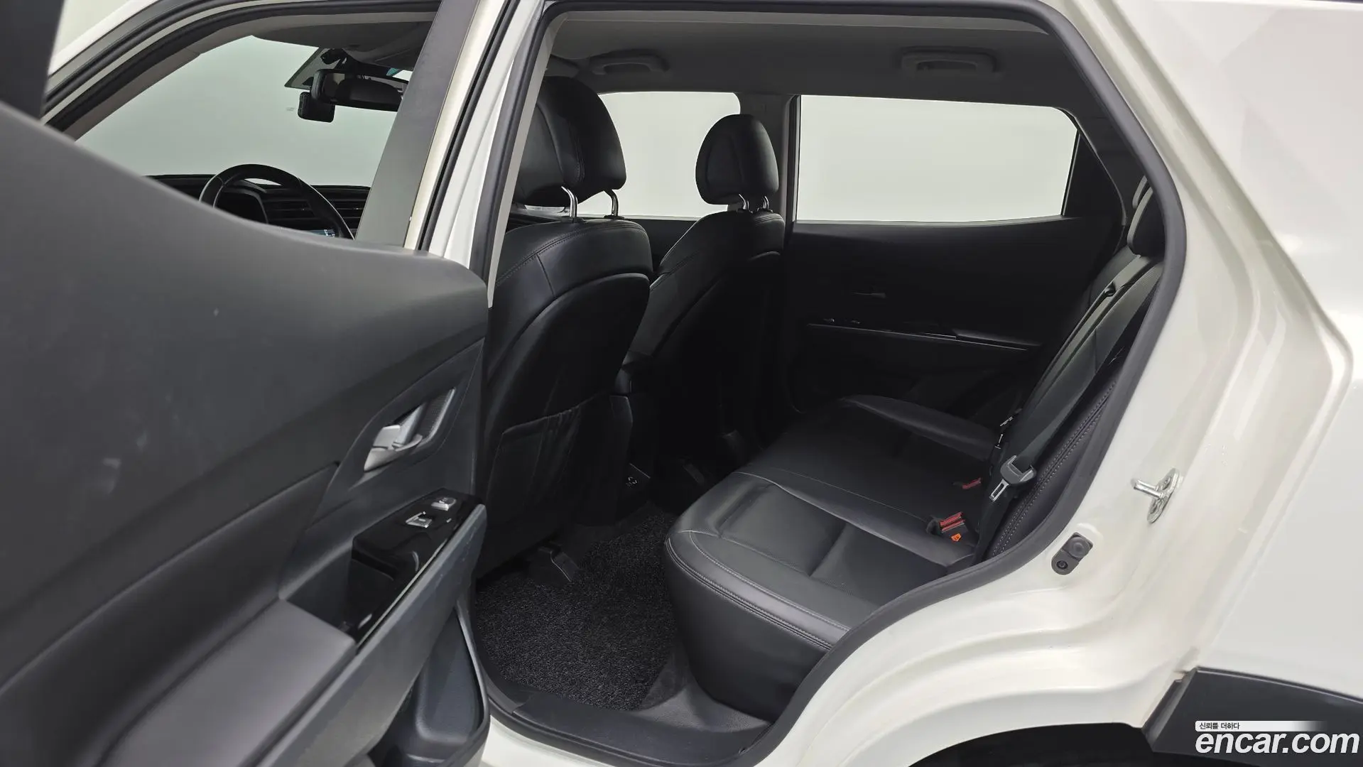 KG Mobility KORANDO Gasoline 1.5 2WD C5