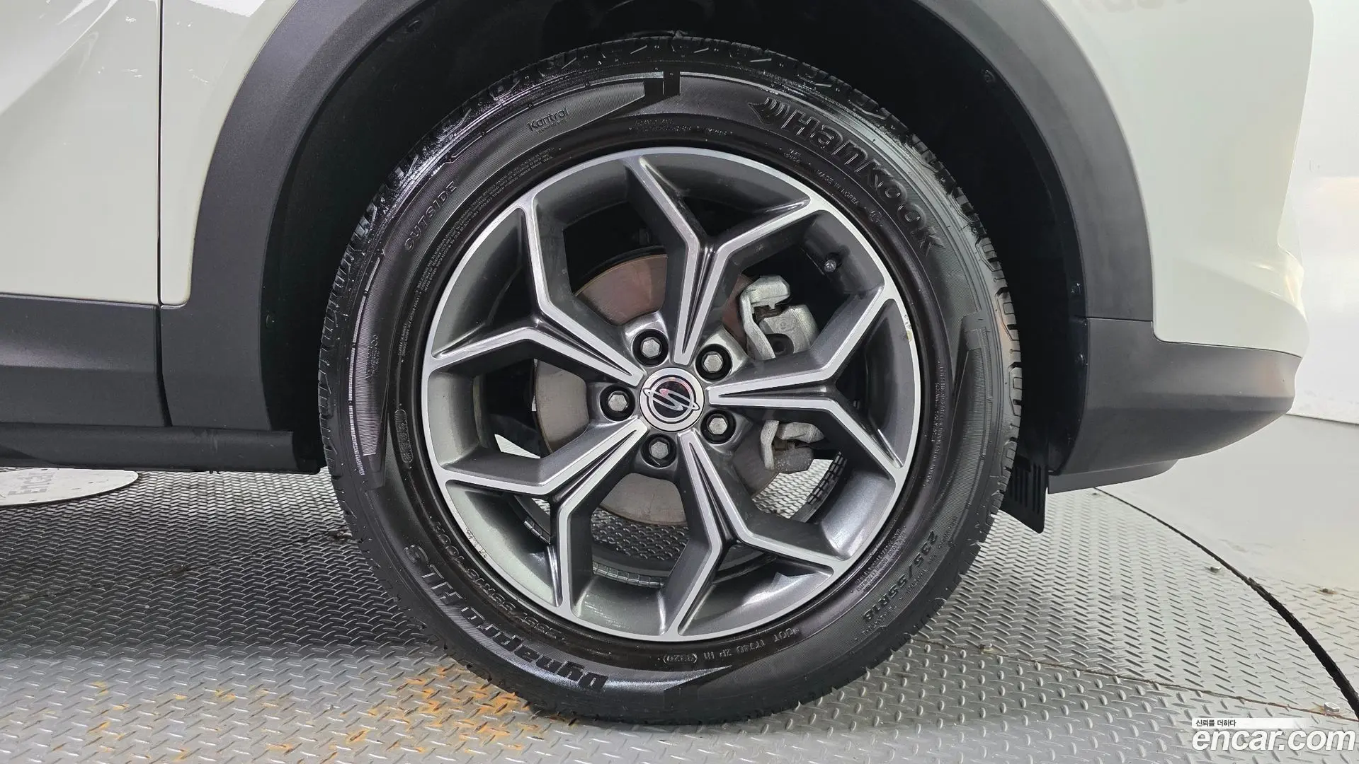 KG Mobility KORANDO Gasoline 1.5 2WD C5