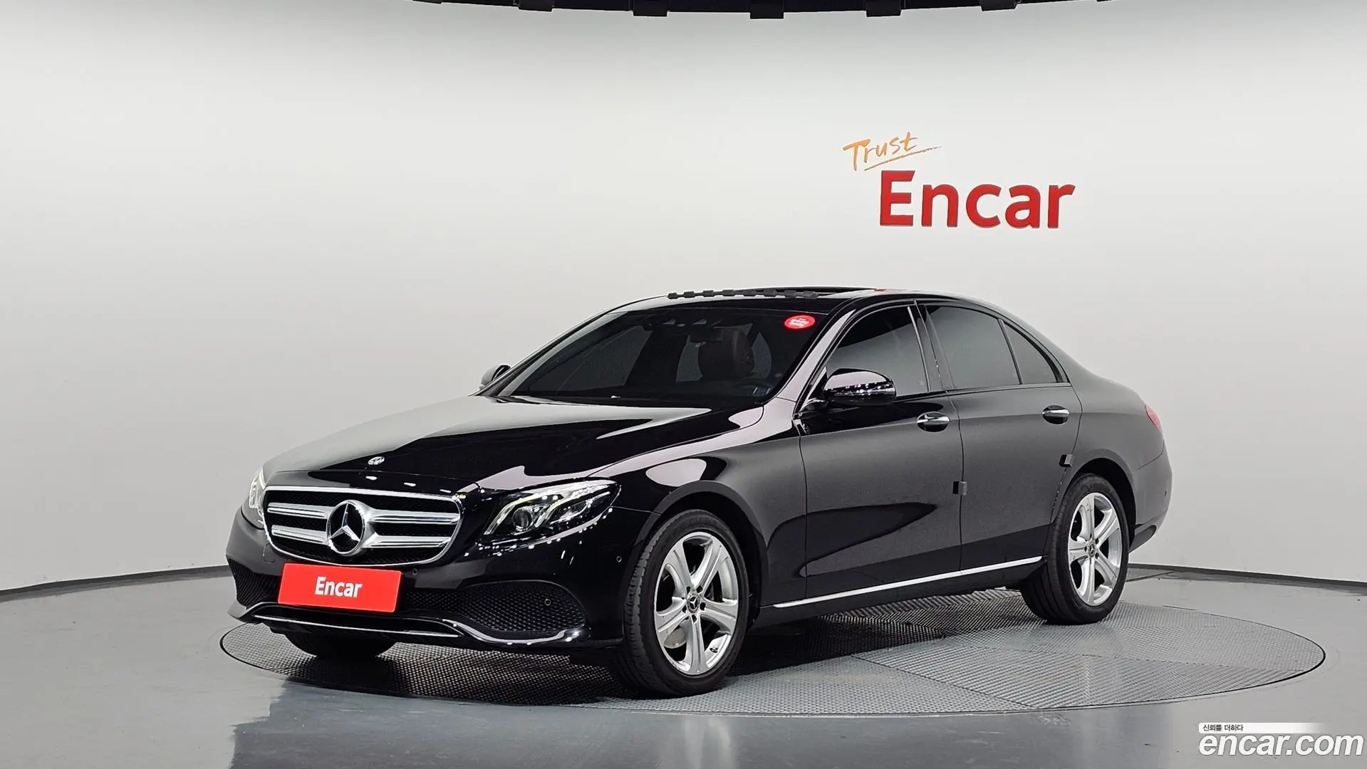 Mercedes-Benz E-Class E220d Avantgarde
