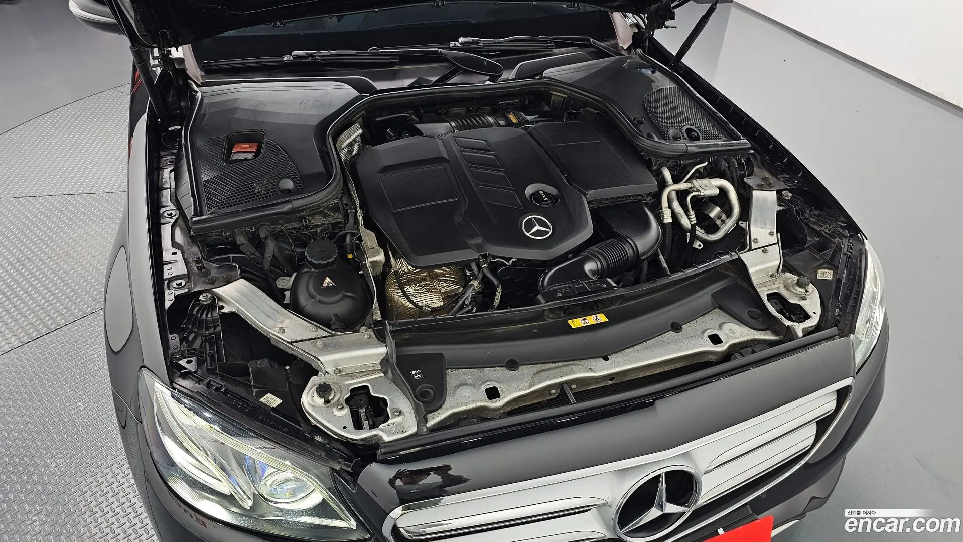 Mercedes-Benz E-Class E220d Avantgarde