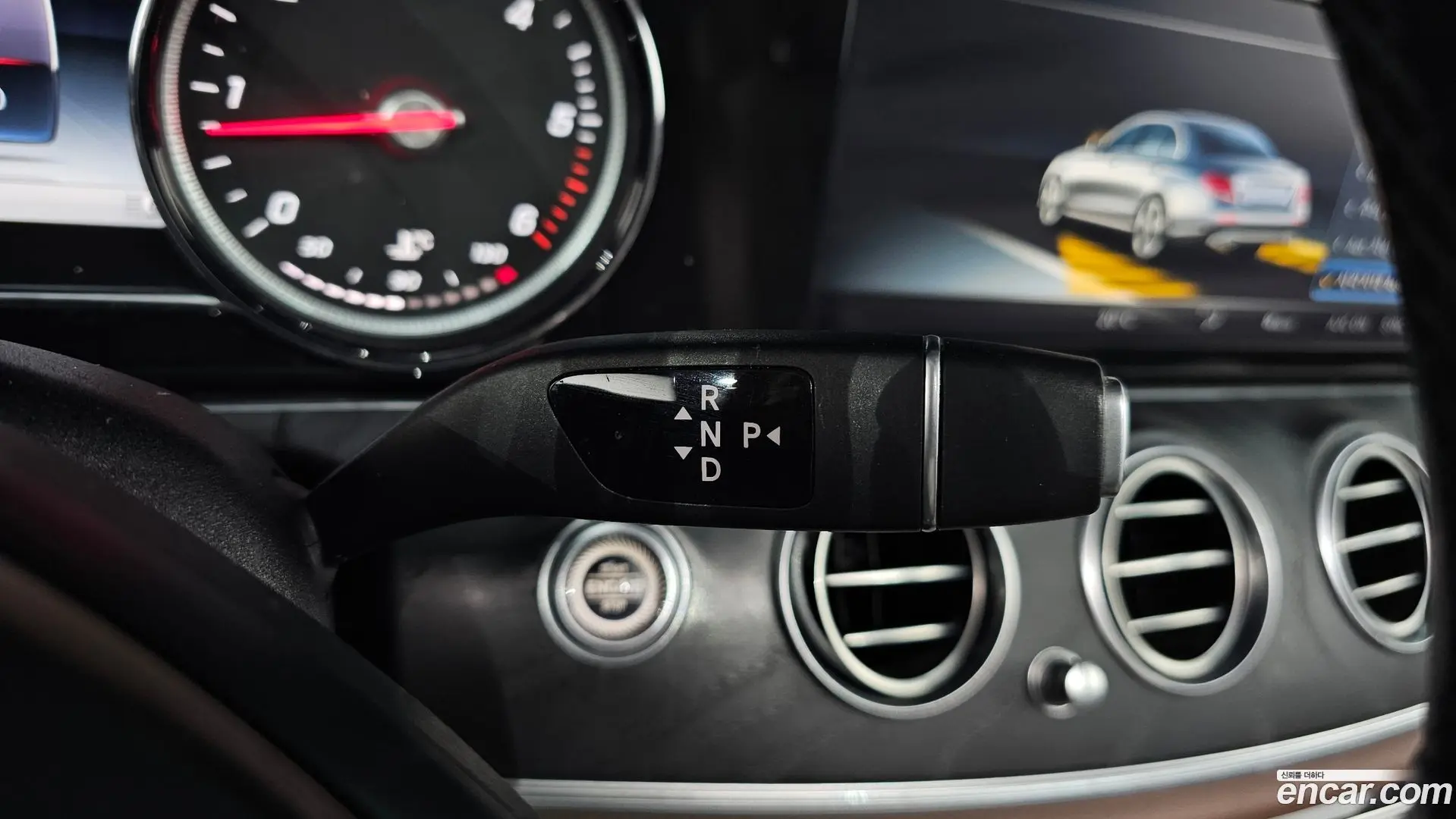 Mercedes-Benz E-Class E220d Avantgarde