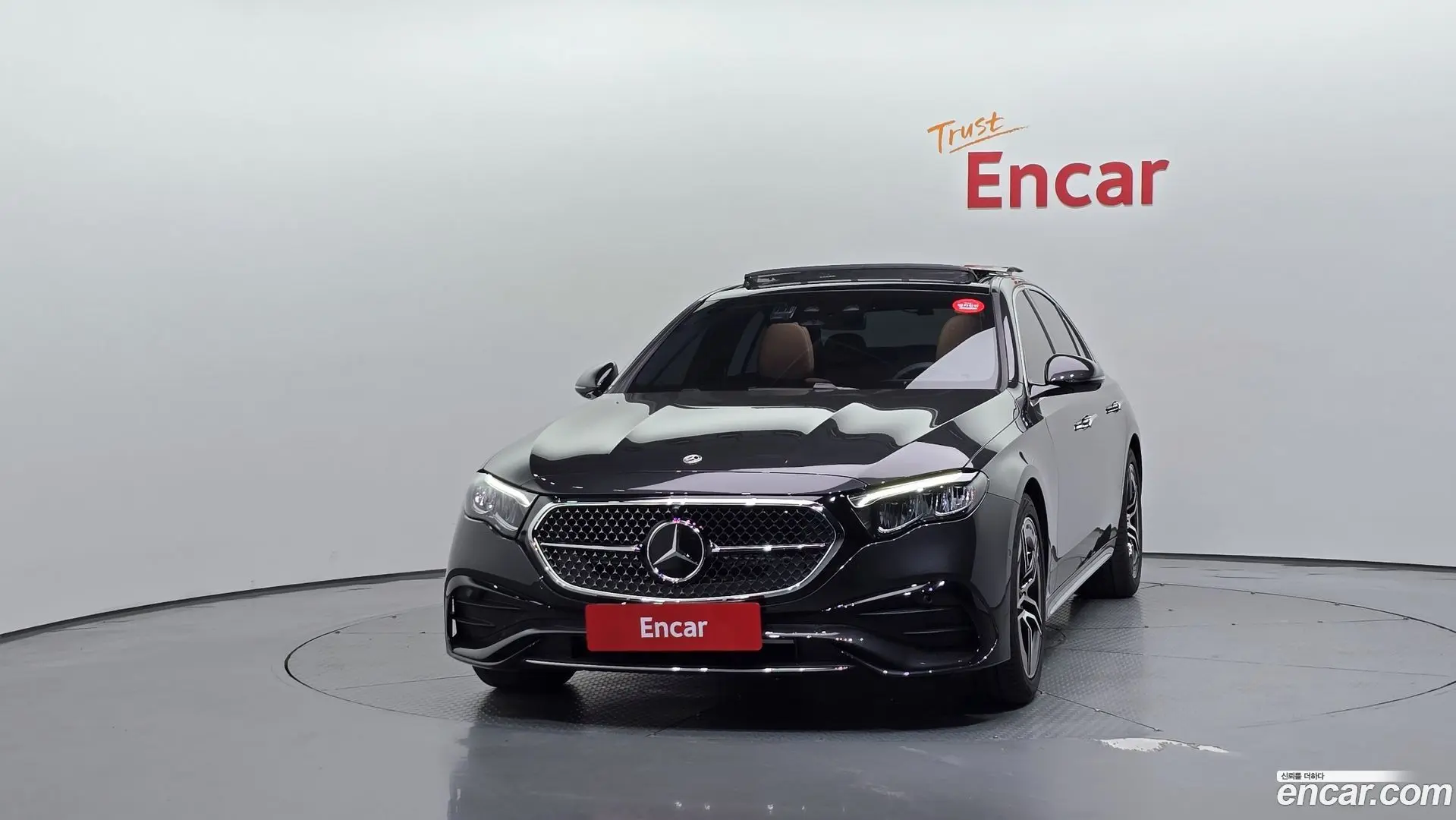 Mercedes-Benz E-Class E200 AMG Line 2024