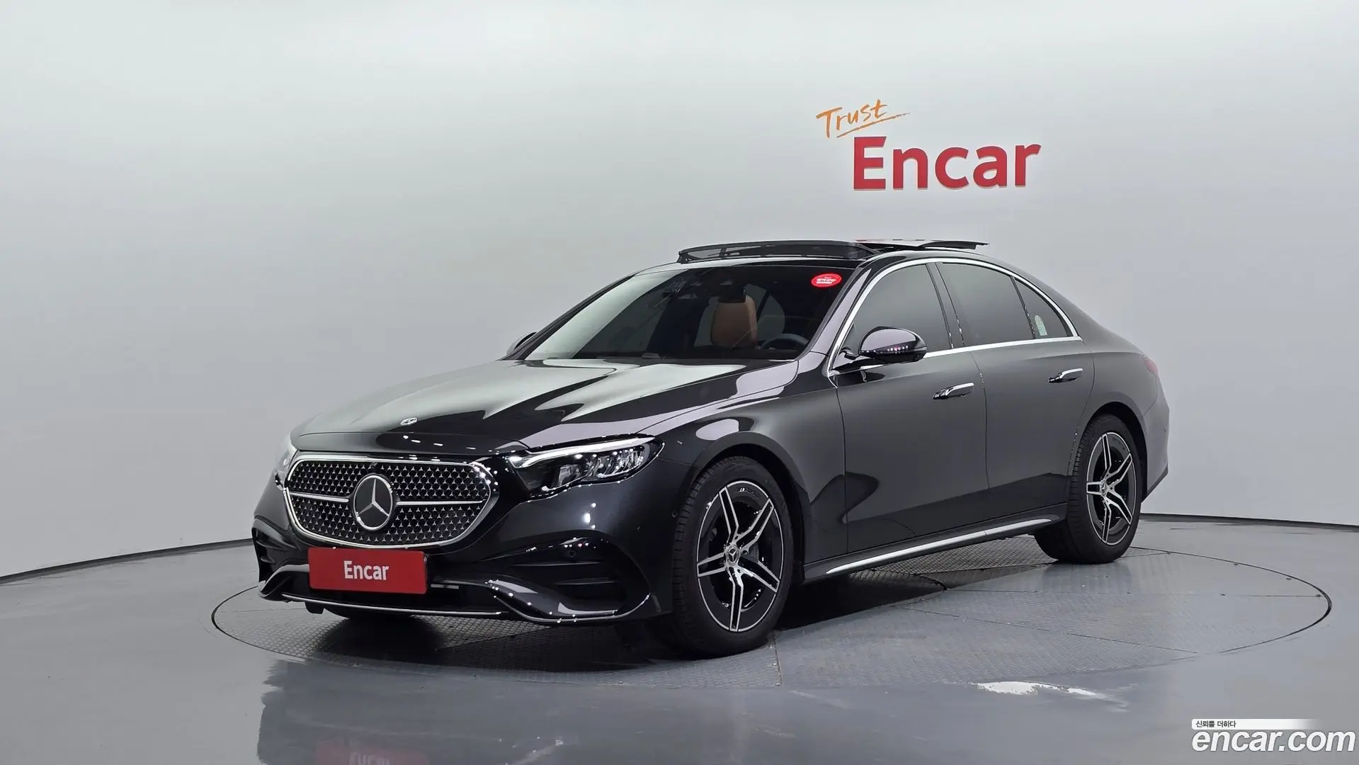 Mercedes-Benz E-Class E200 AMG Line 2024