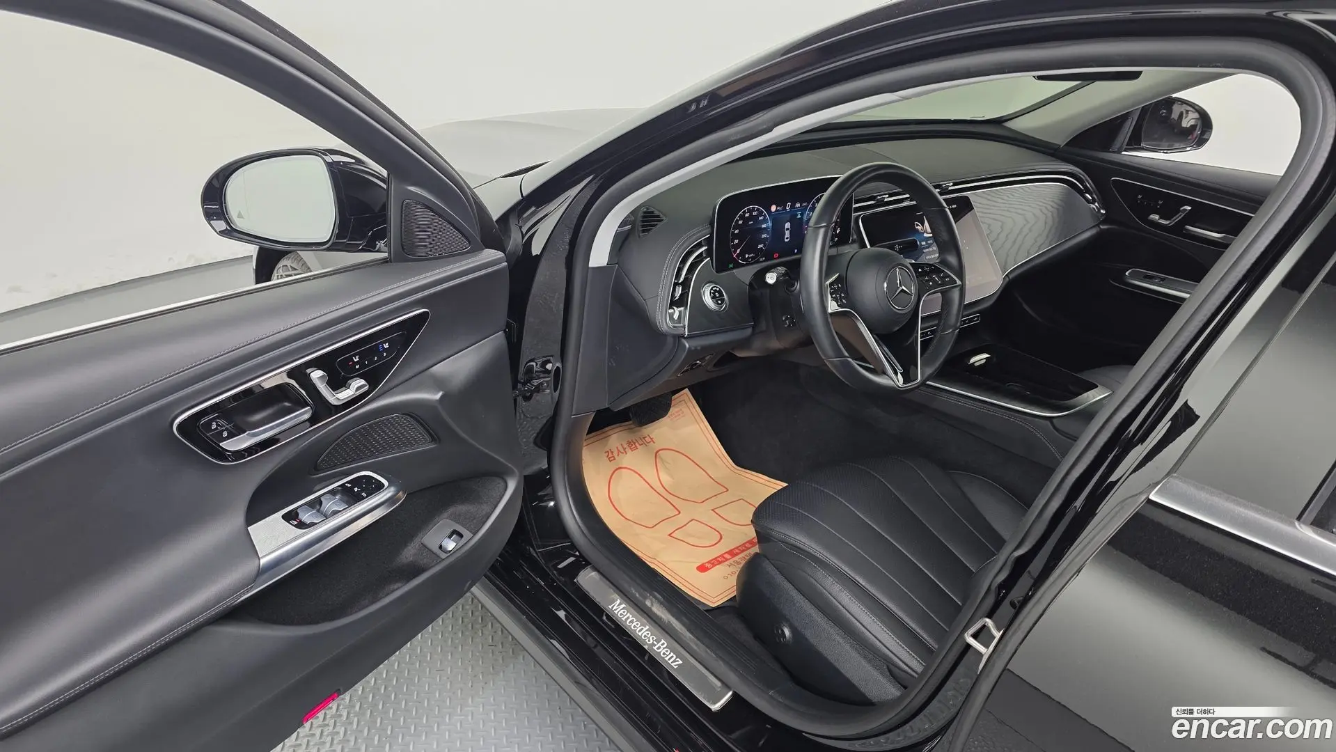Mercedes-Benz E-Class E200 Avantgarde 2024