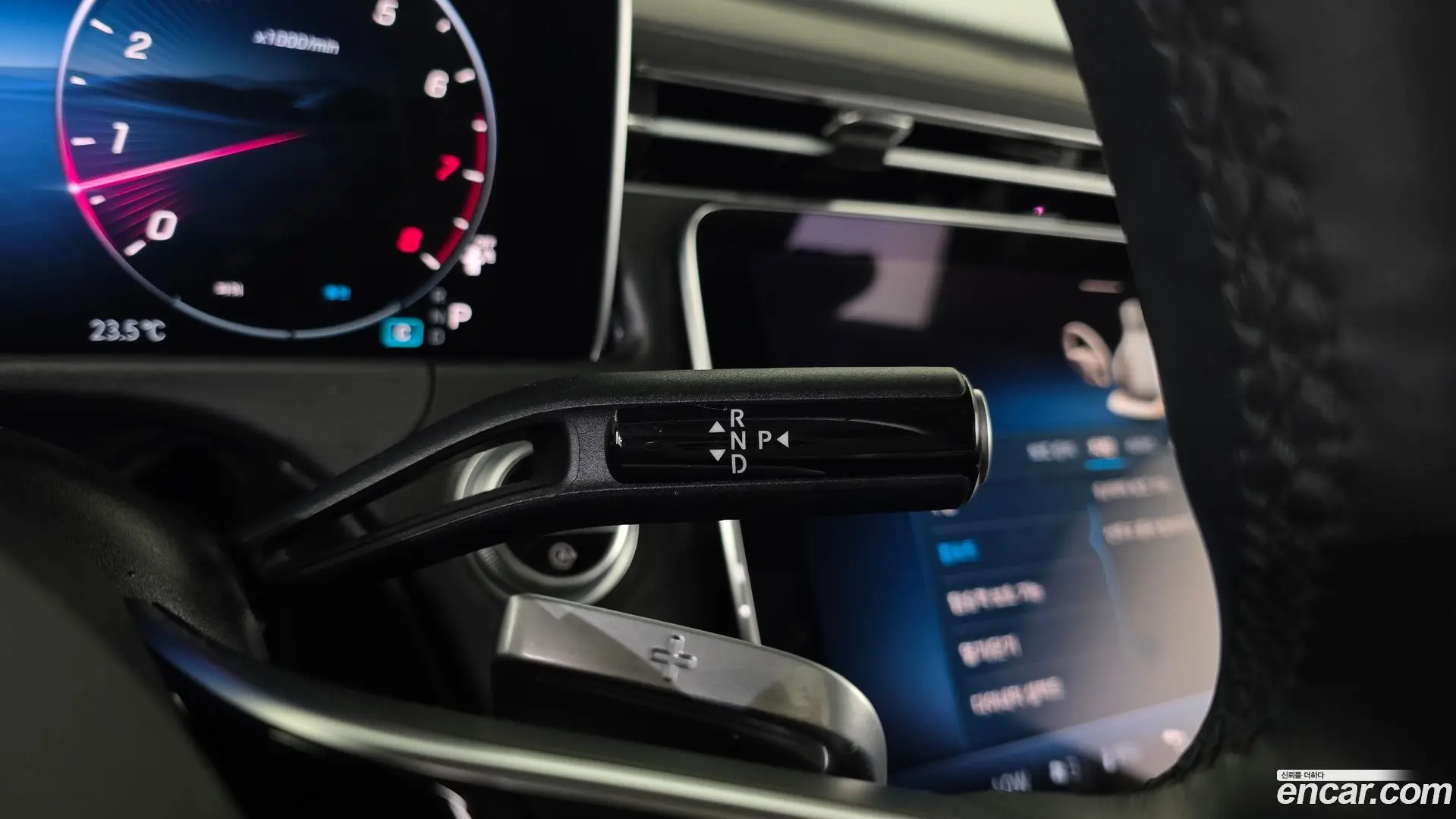 Mercedes-Benz E-Class E200 Avantgarde 2024
