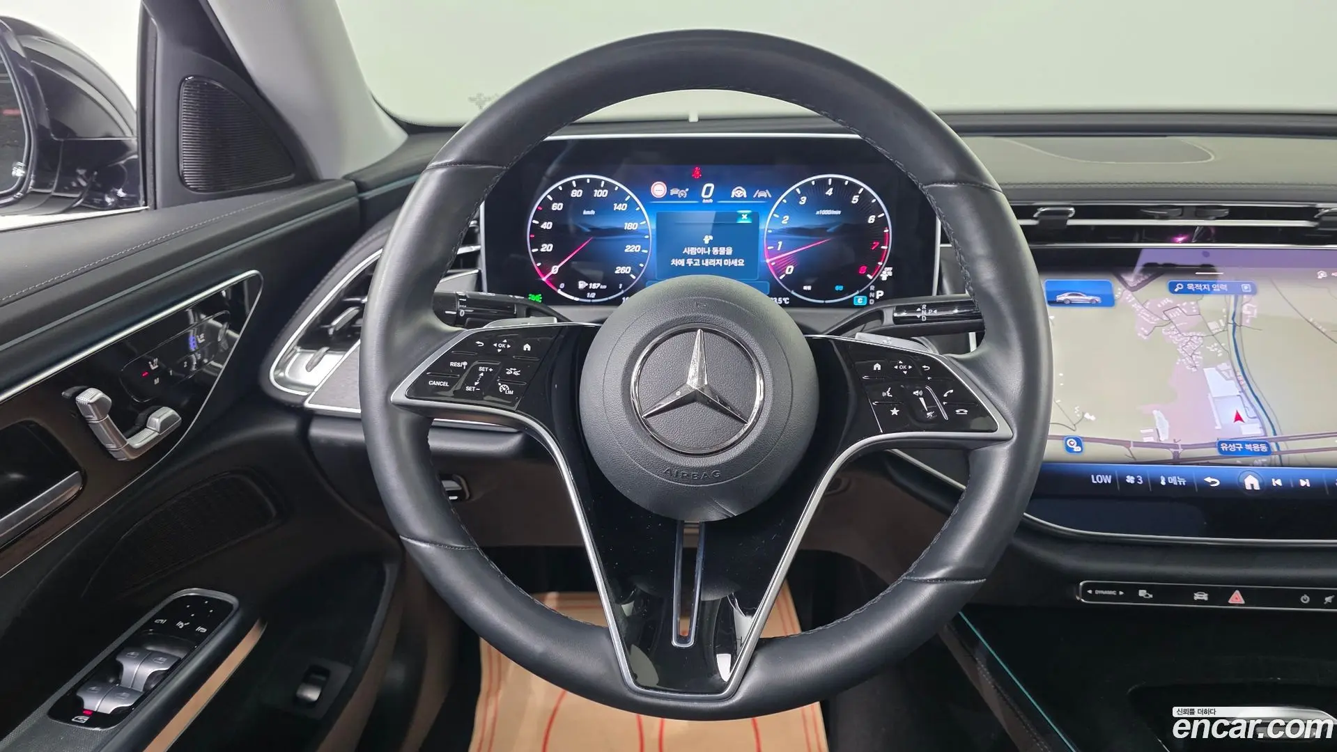 Mercedes-Benz E-Class E200 Avantgarde 2024