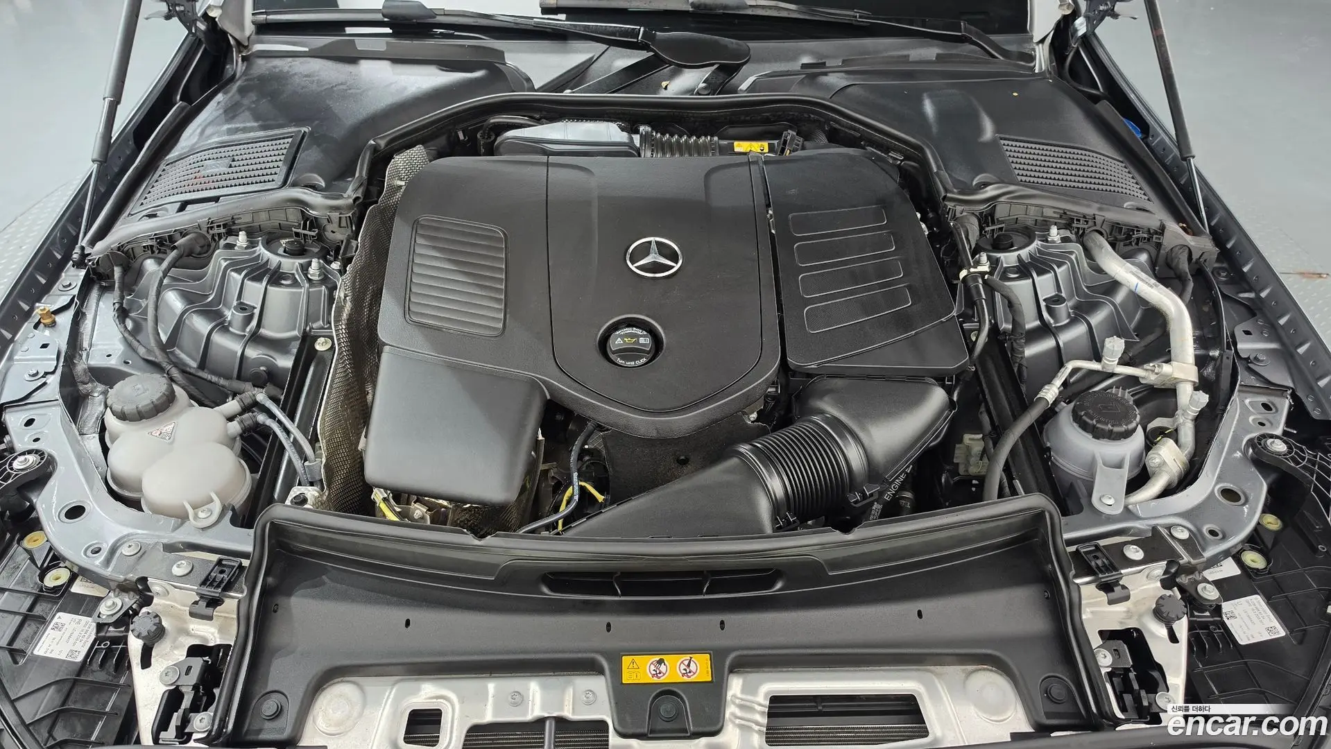 Mercedes-Benz C-Class C200 AMG Line