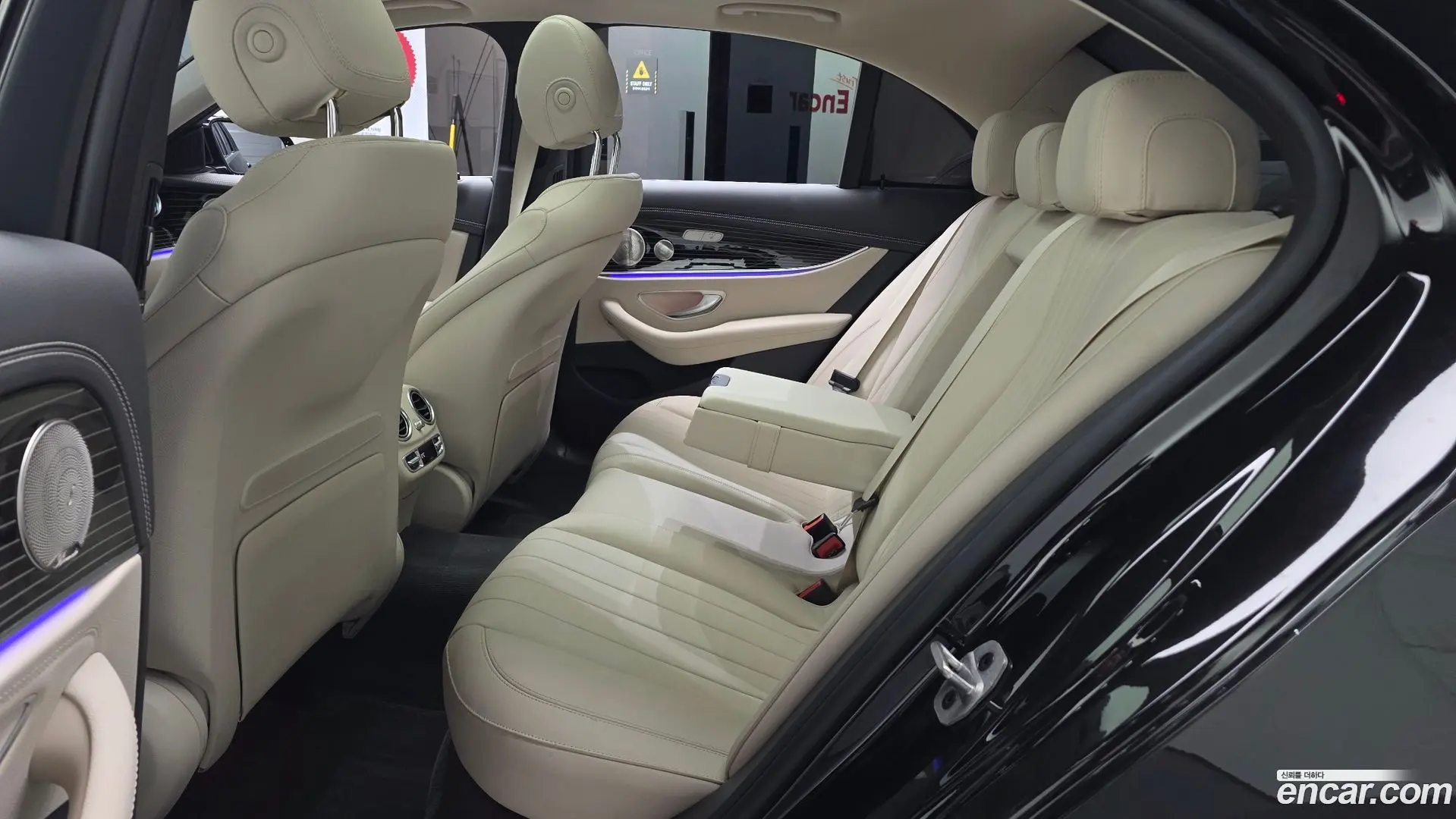Mercedes-Benz E-Class E450 4MATIC Exclusive