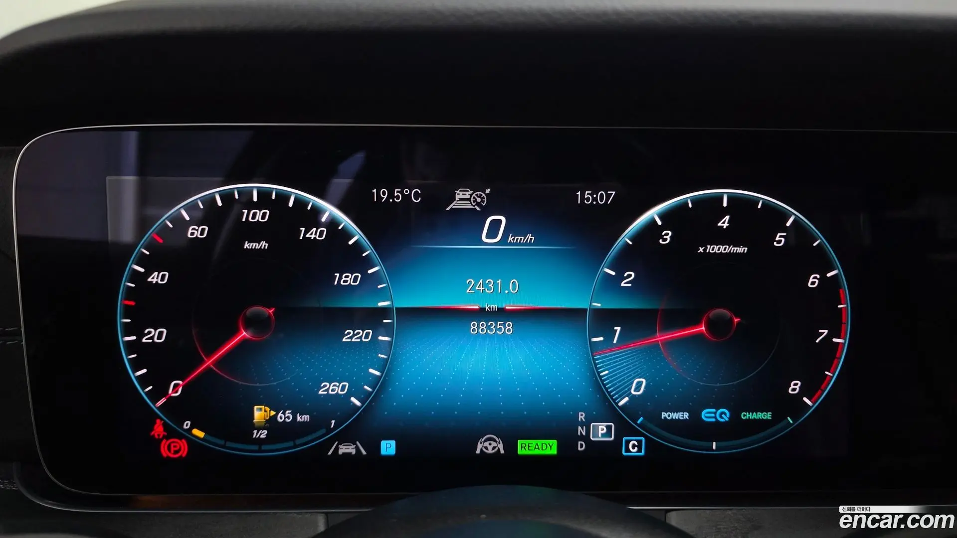Mercedes-Benz E-Class E350 4MATIC AMG Line