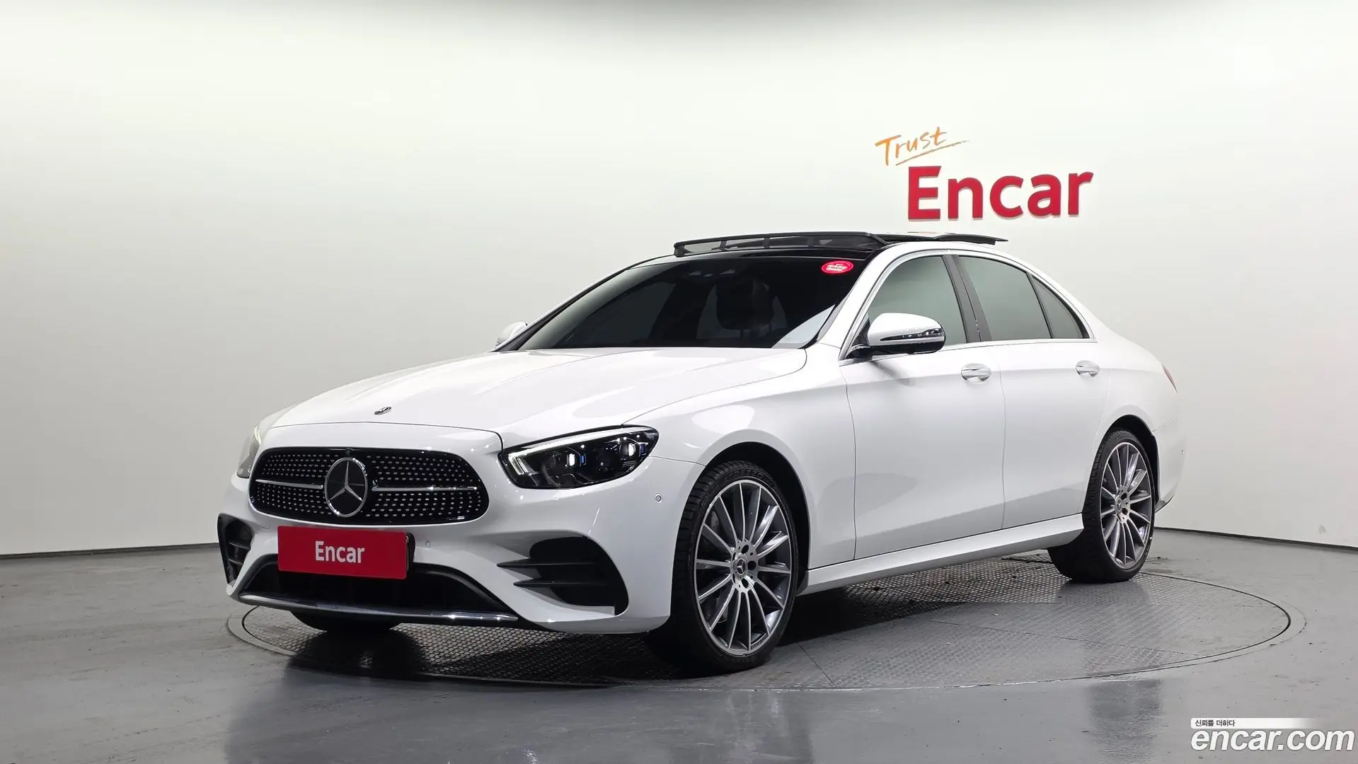 Mercedes-Benz E-Class E350 4MATIC AMG Line