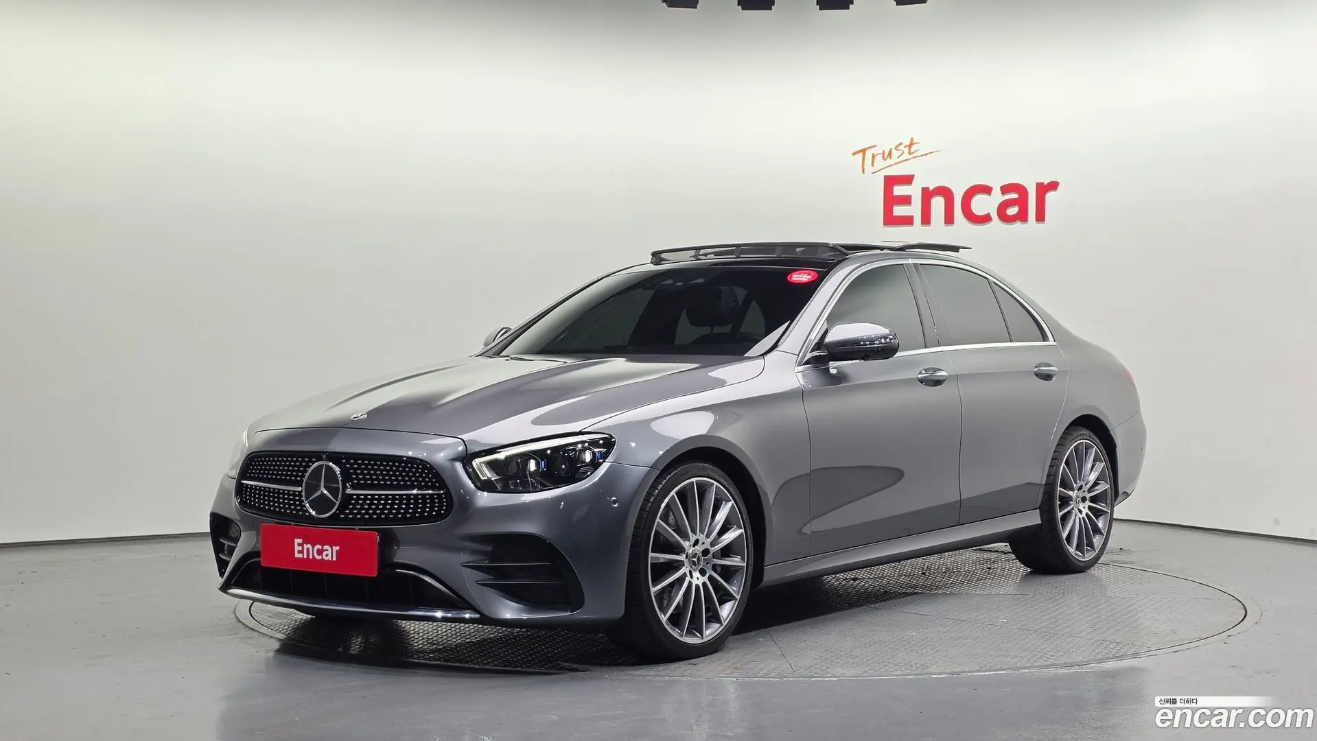 Mercedes-Benz E-Class E350 4MATIC AMG Line