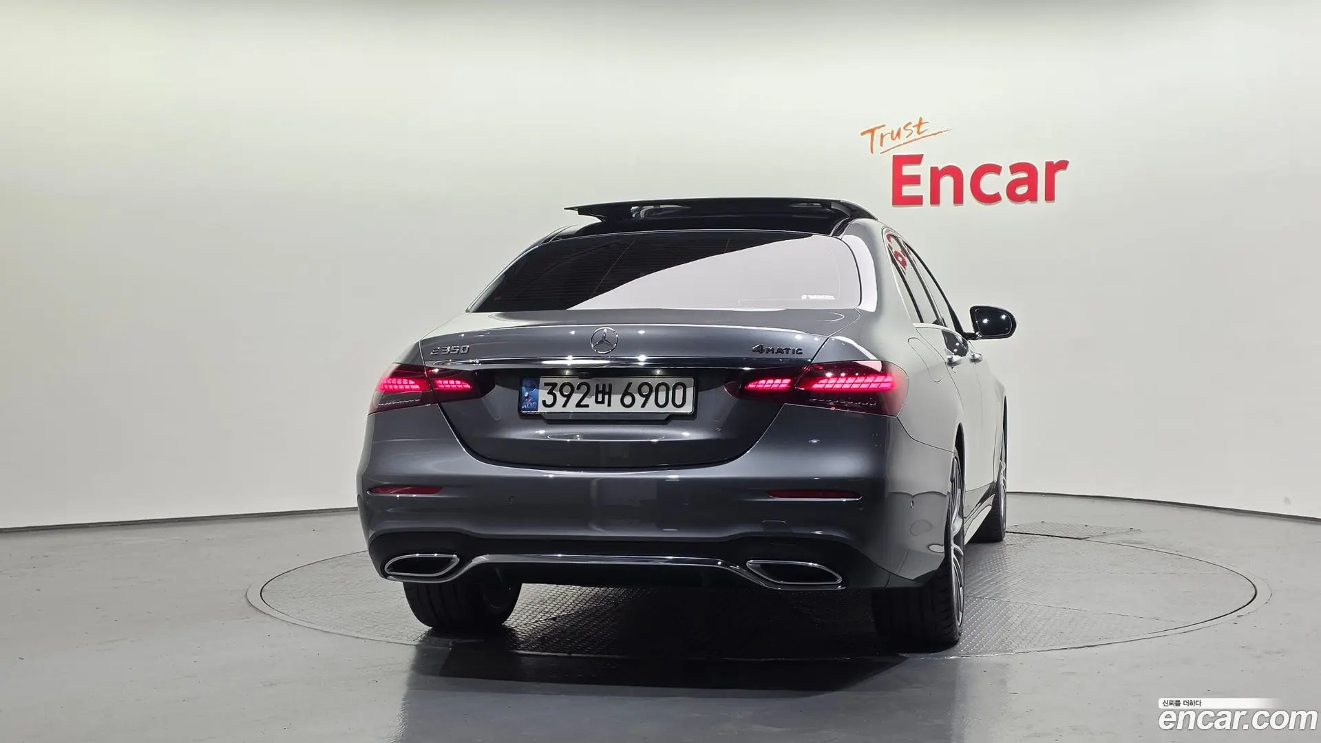 Mercedes-Benz E-Class E350 4MATIC AMG Line