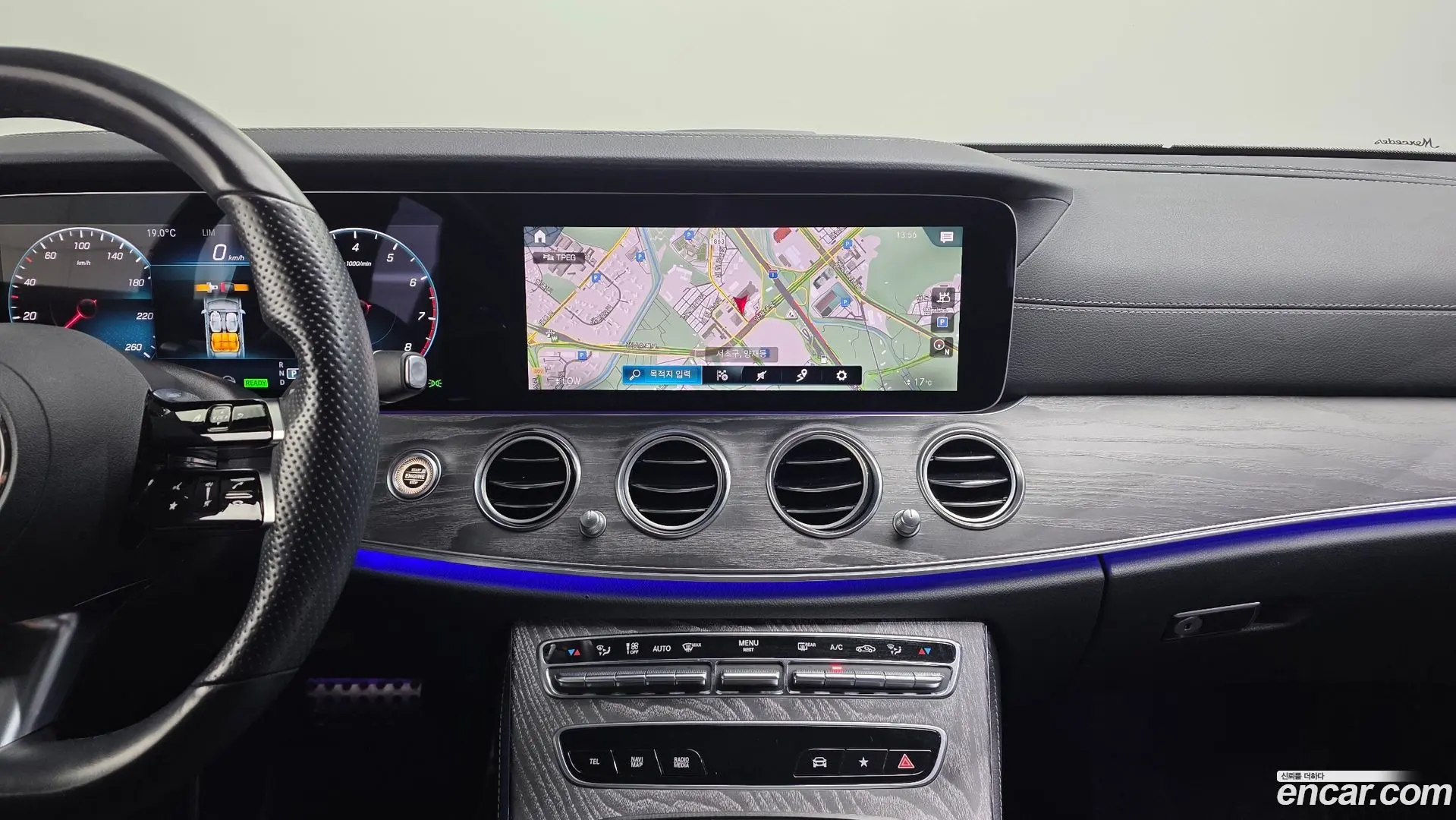 Mercedes-Benz E-Class E350 4MATIC AMG Line
