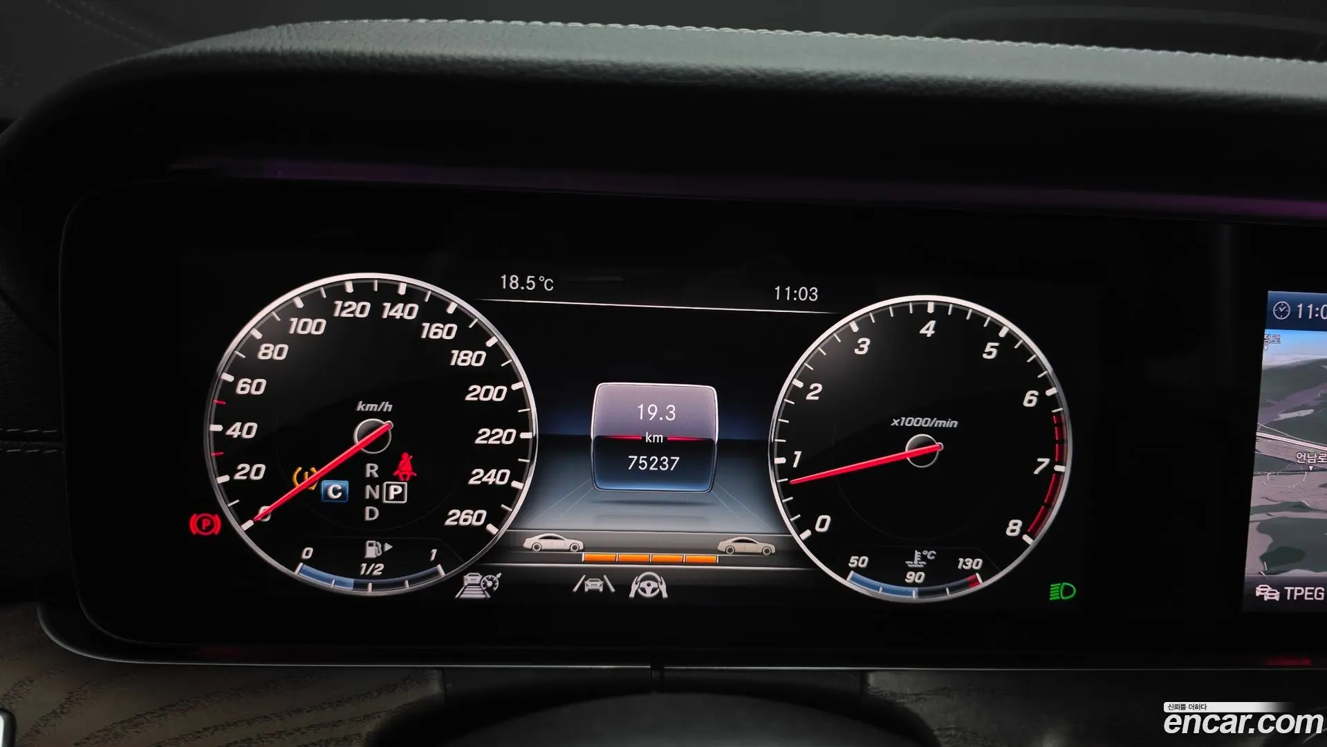 Mercedes-Benz E-Class E300 4MATIC Exclusive 2016