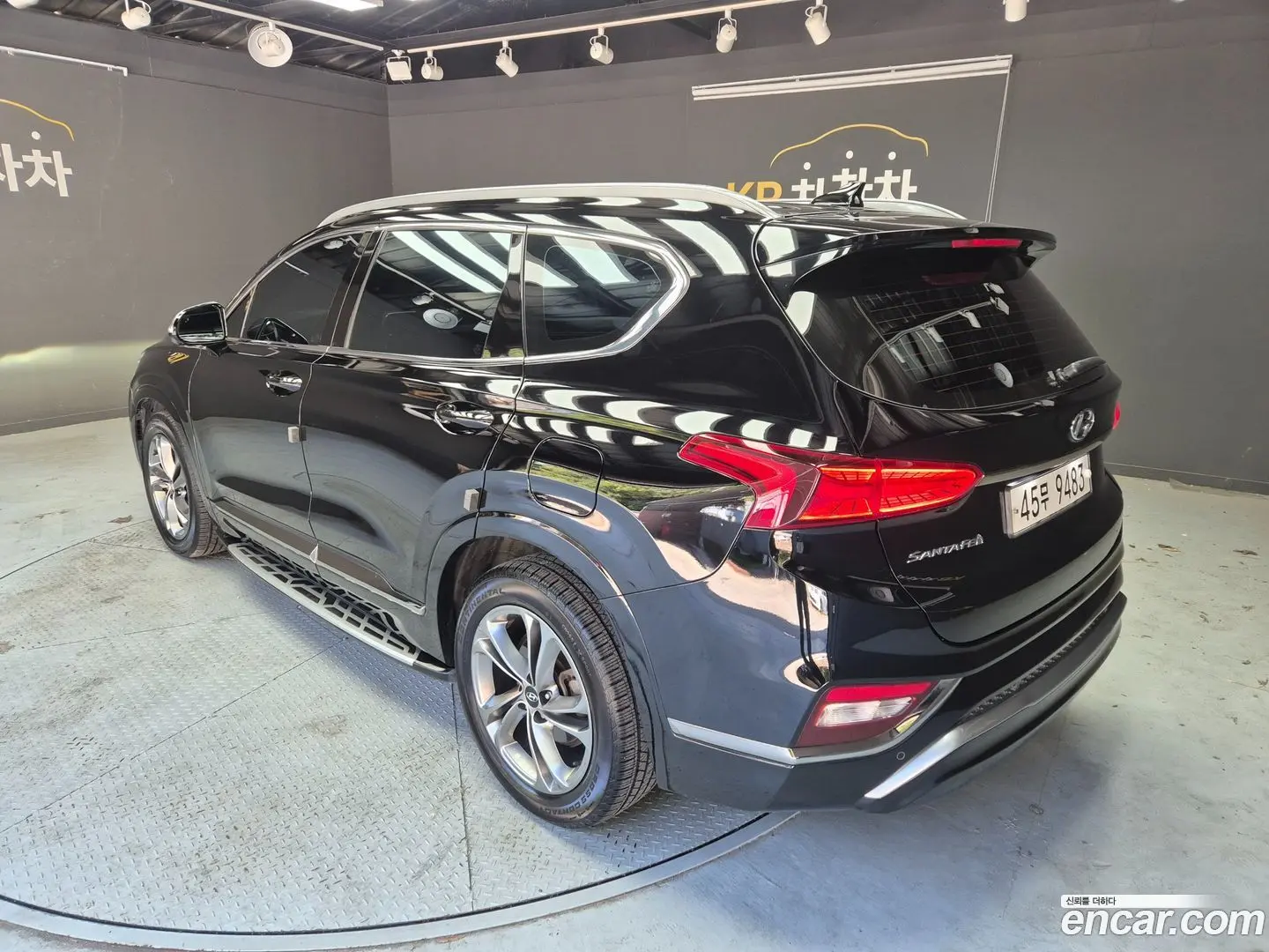 Hyundai Santafe Gasoline 2.0T 2WD