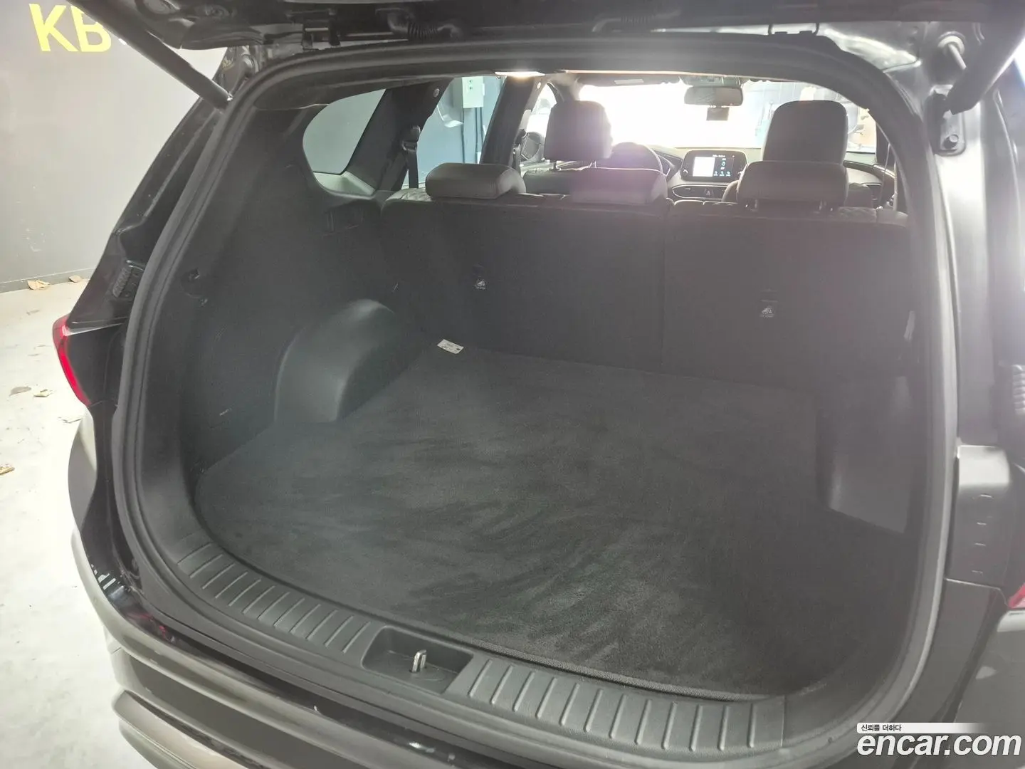 Hyundai Santafe Gasoline 2.0T 2WD