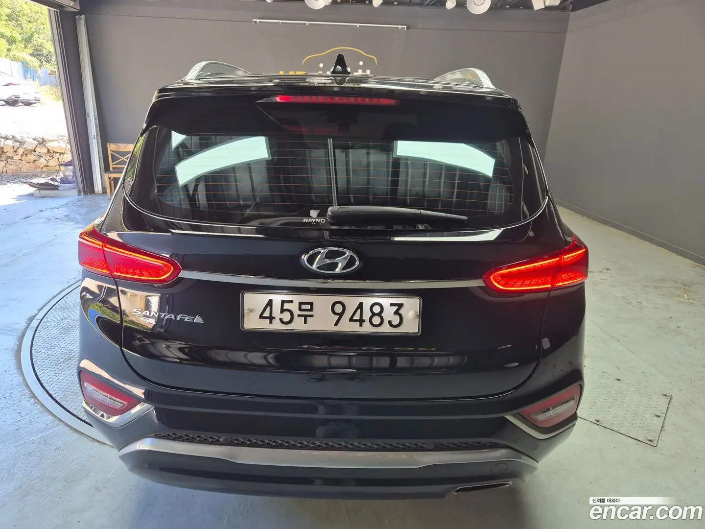Hyundai Santafe Gasoline 2.0T 2WD