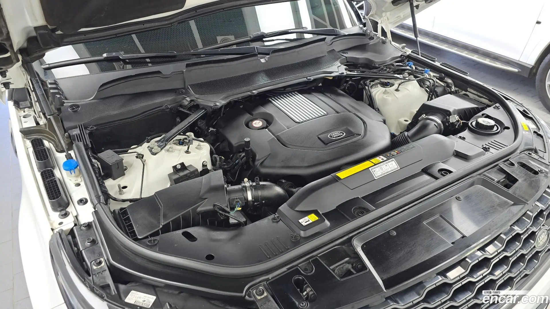Land Rover Range Rover Sport 3.0 SDV6 HSE Dynamic