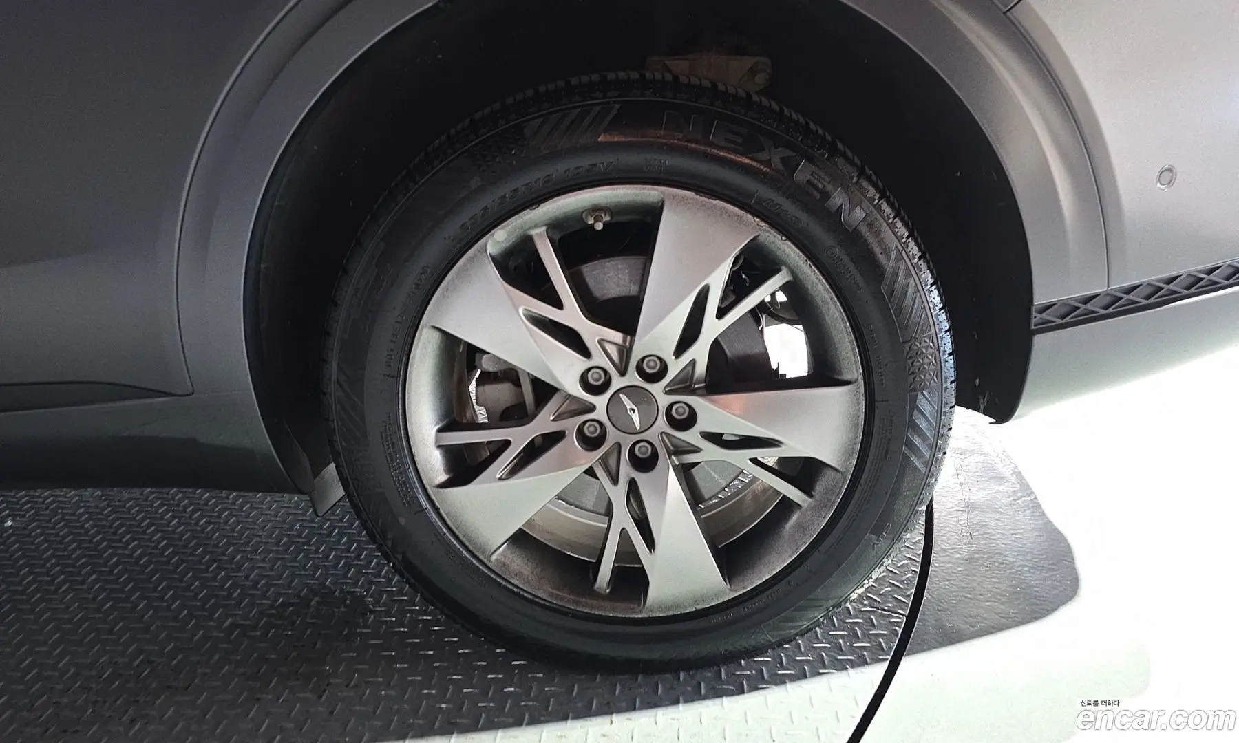 Genesis GV70 2.5T Gasoline 2WD