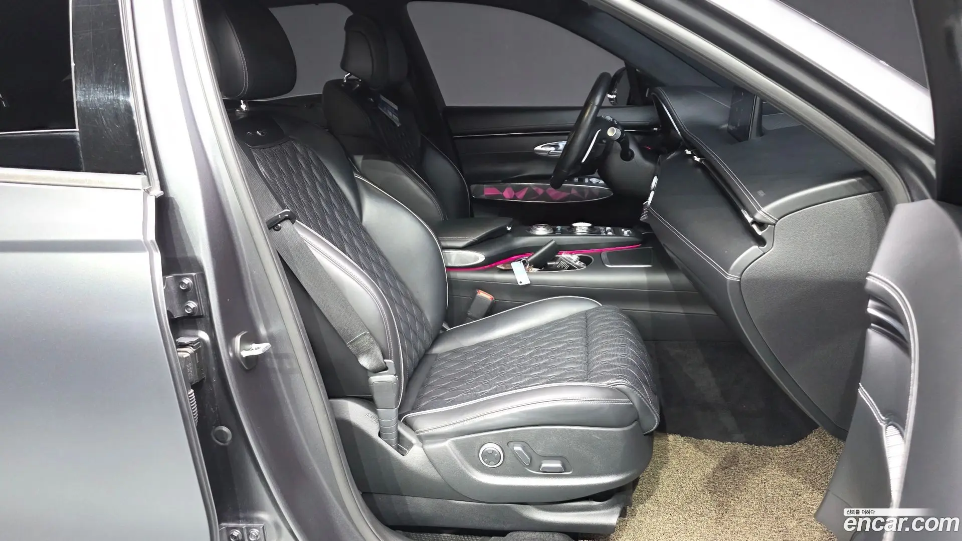 Genesis GV70 2.5T Gasoline 2WD