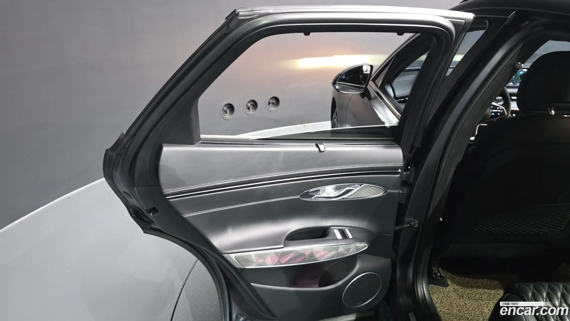 Genesis GV70 2.5T Gasoline 2WD