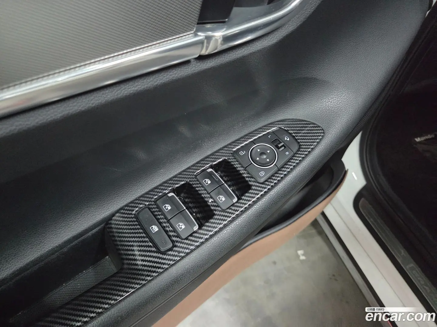 Hyundai Grandeur 3.0 LPi Rent Car