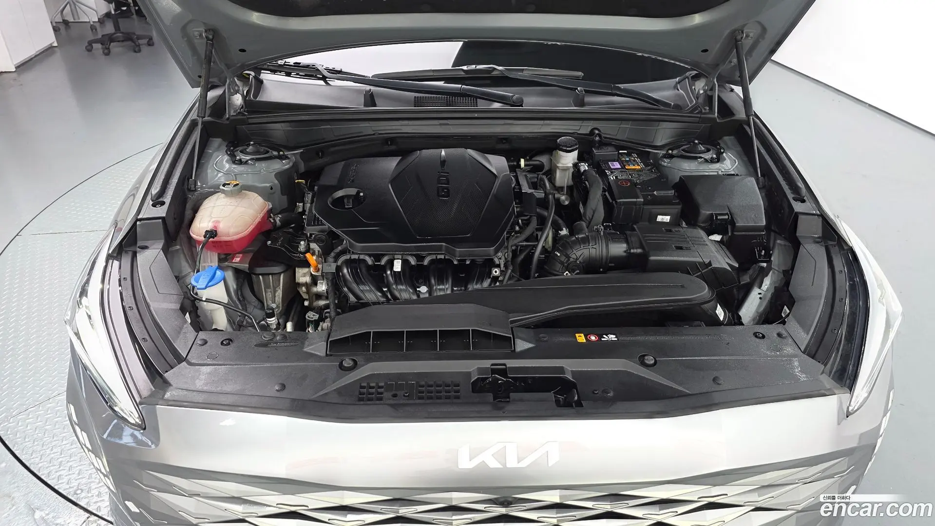 Kia K8 2.5 Gasoline 2WD 2021