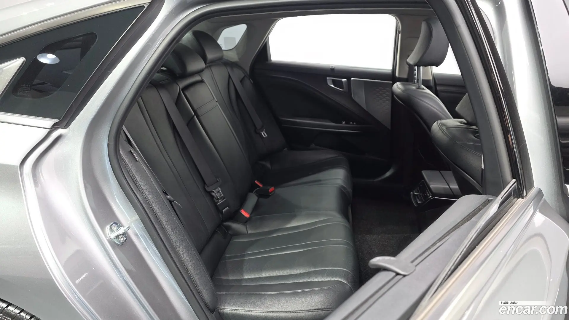 Kia K8 2.5 Gasoline 2WD 2021