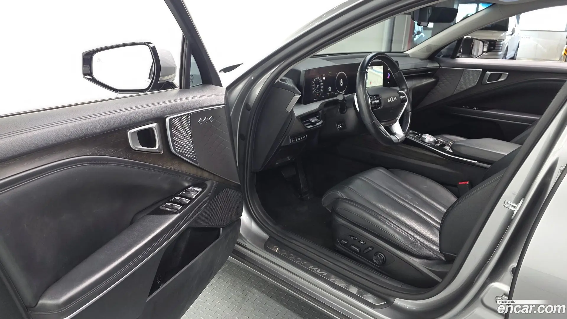 Kia K8 2.5 Gasoline 2WD 2021