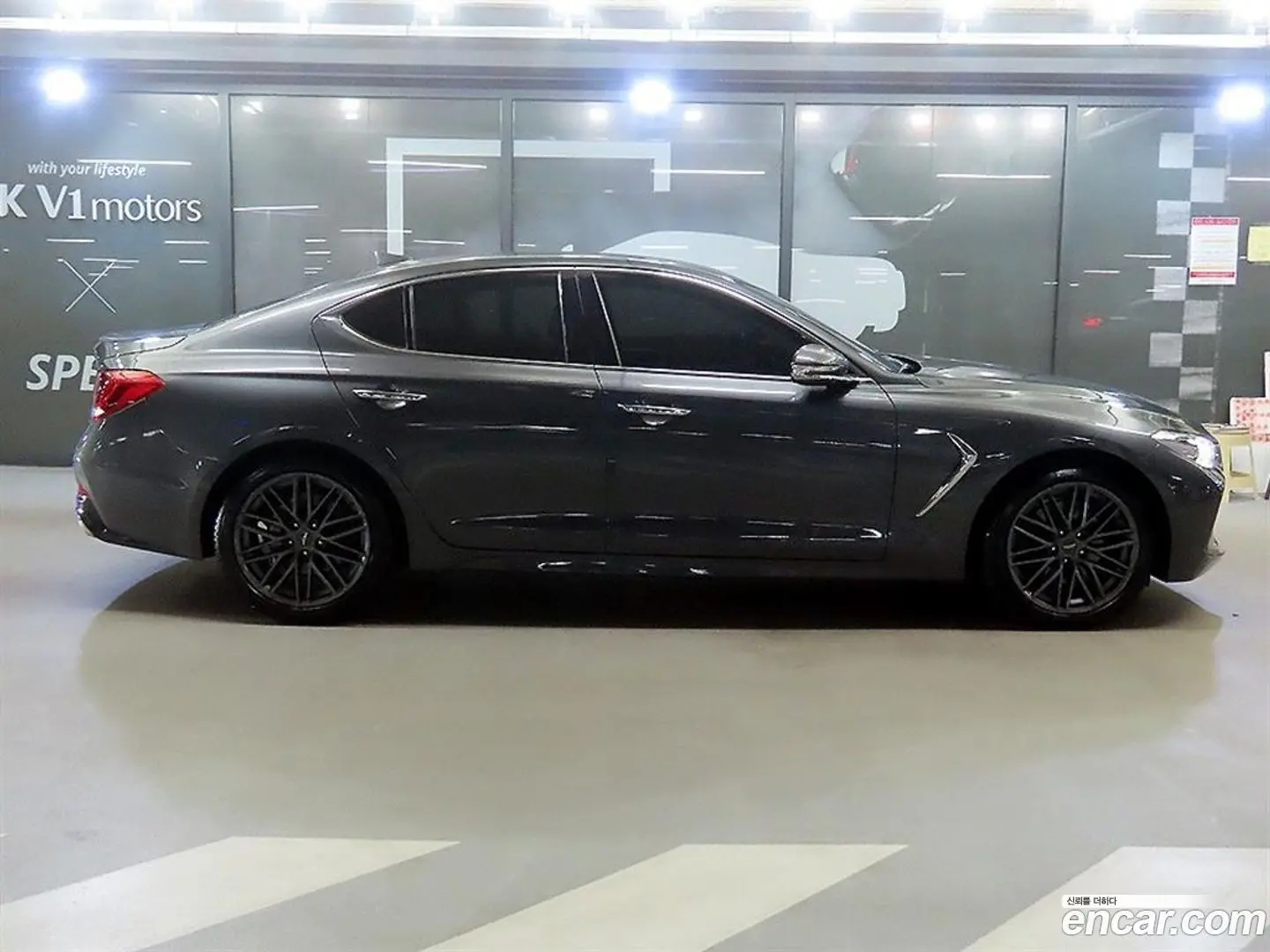 Genesis G70 2.0T AWD