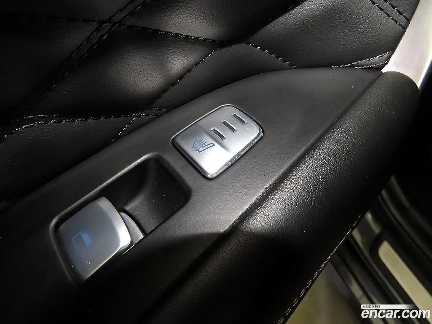 Genesis G70 2.0T AWD