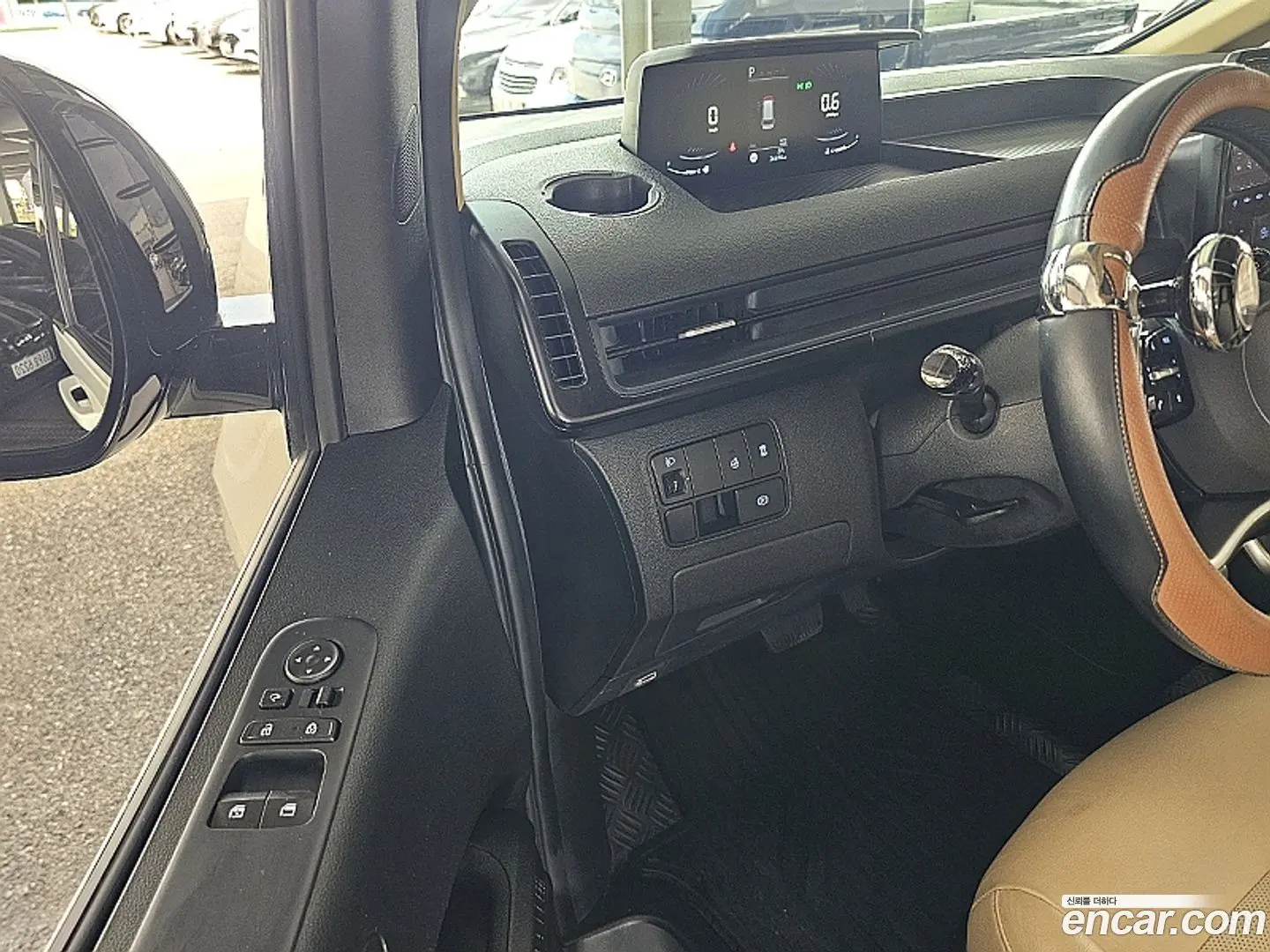 Hyundai Staria L3.5 Cargo 3-Seater
