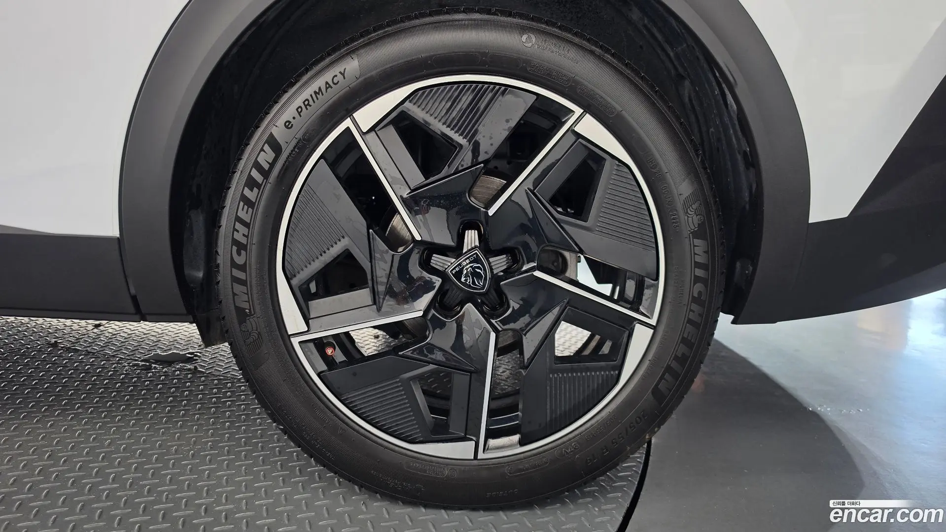 Peugeot 408 1.2 Pure Tech GT