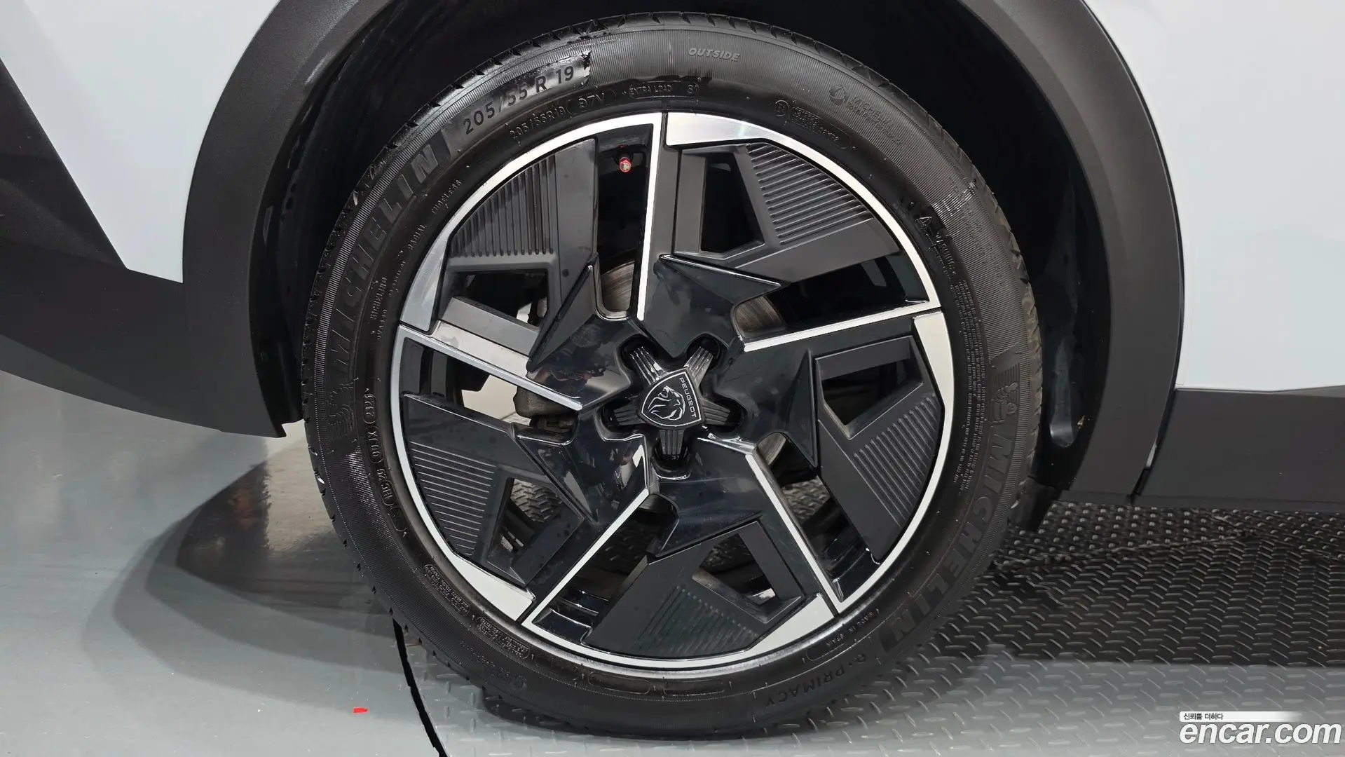 Peugeot 408 1.2 Pure Tech GT