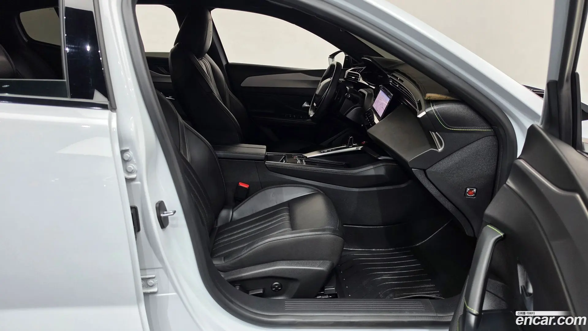 Peugeot 408 1.2 Pure Tech GT