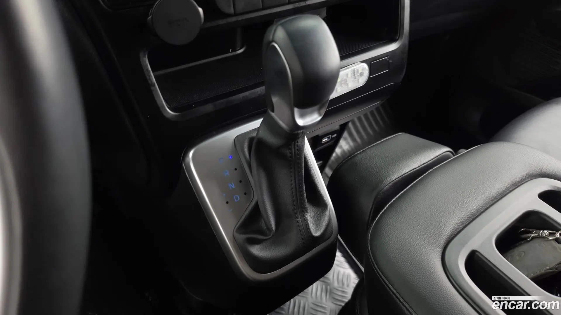 Hyundai Staria L3.5 Tourer 11-Seater