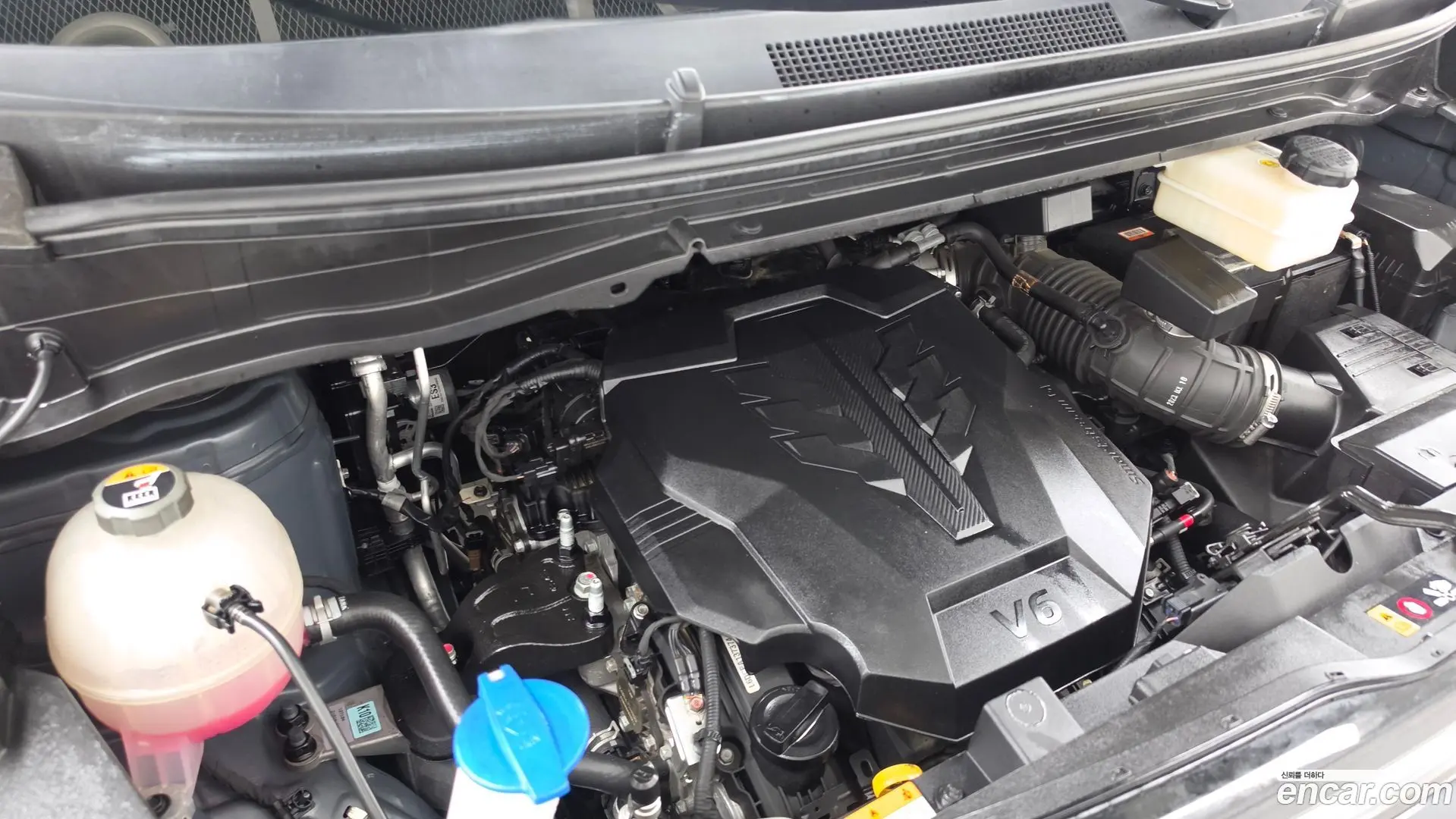 Hyundai Staria L3.5 Tourer 11-Seater
