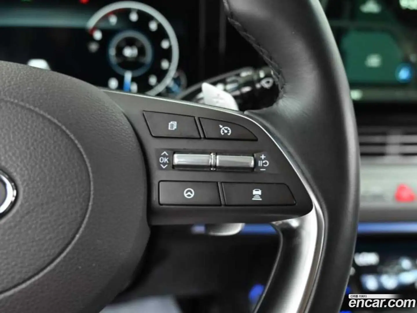 Hyundai Grandeur 3.3