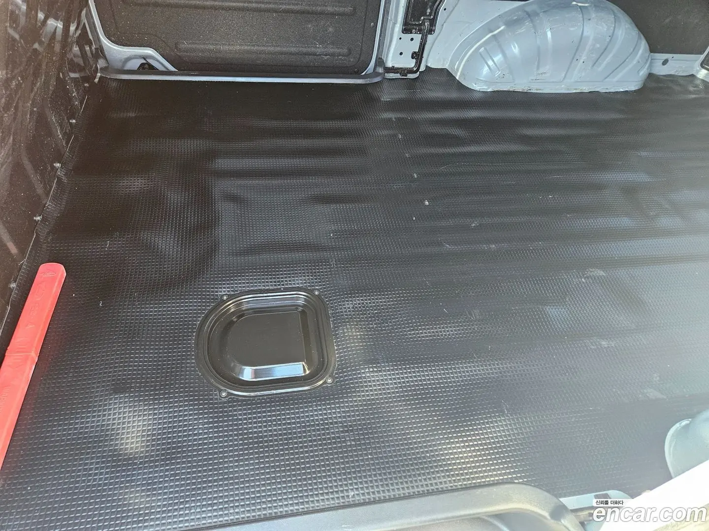 Hyundai Starex Van 3-Seater
