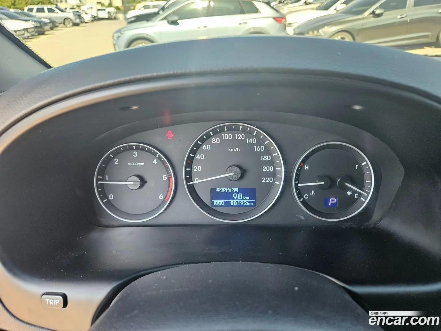 Hyundai Starex Van 3-Seater
